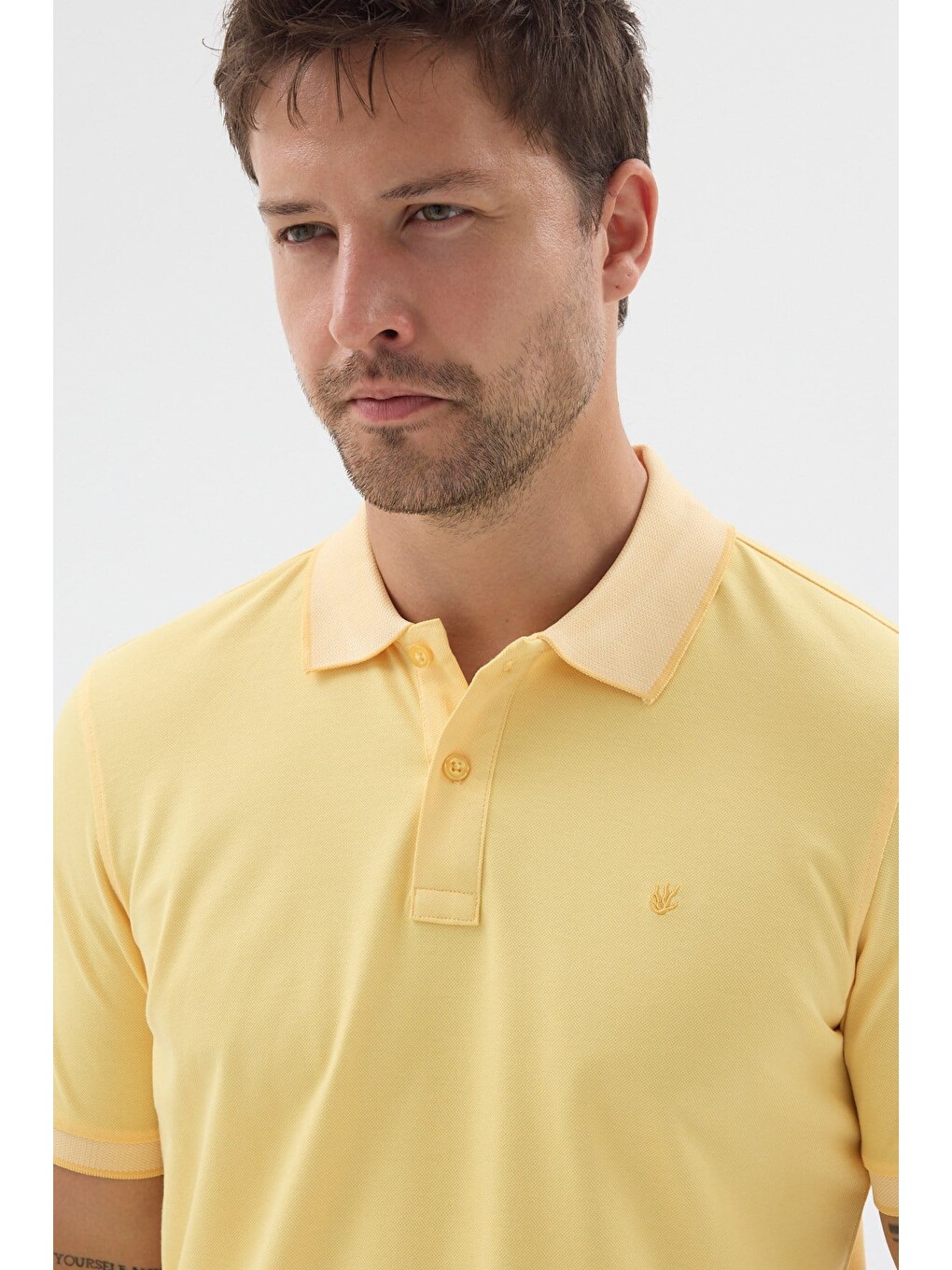 Sarı Polo Yaka Pike Kısa Kol Slim Fit %100 Pamuk Tişört 1011260171-3