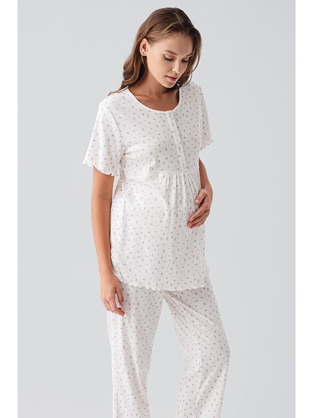 Renksiz Kısa Kollu Düğmeli Çiçek Desenli %100 Pamuk Hamile Pijama Takım 19206