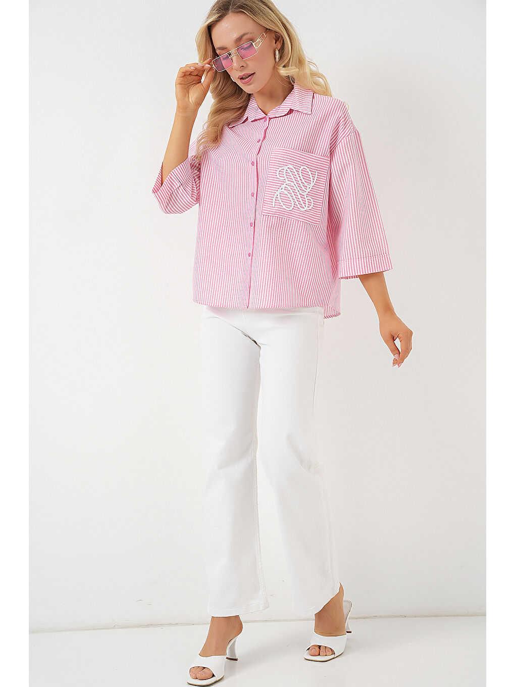 Kadın Tek Cep Nakışlı Gömlek 20328 - Pembe-1