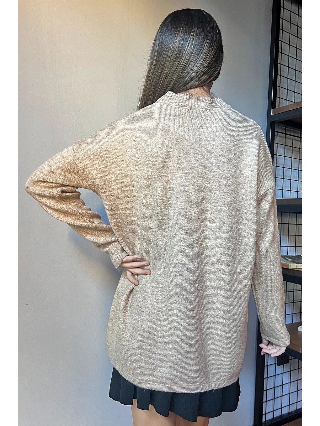 Bej Kadın Bisiklet Yaka Yan Düğme Detaylı Salaş Triko Kazak-8