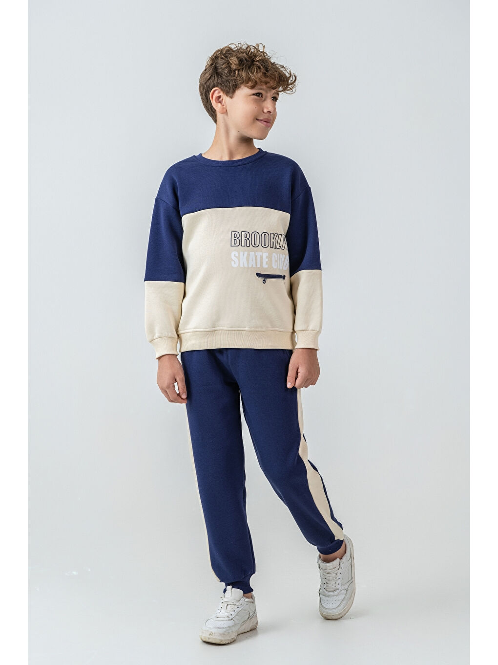 Lacivert Erkek Çocuk Brooklyn Skat Clup Baskılı 3 İplik Kalın Kışlık Eşofman Takımı Ak4228-1