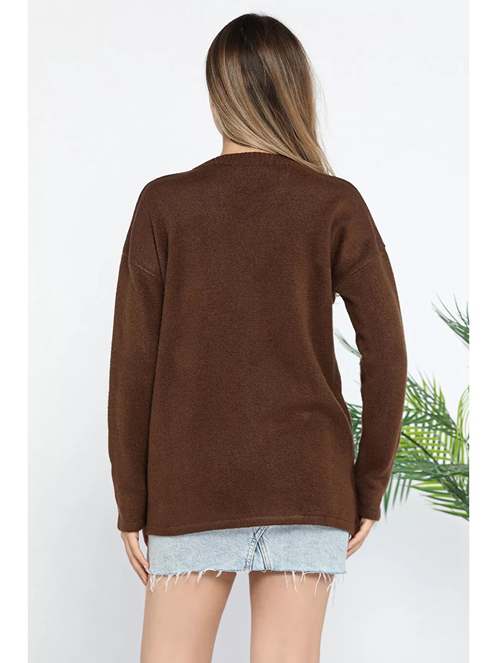 Kahverengi Kadın Bisiklet Yaka Yan Düğme Detaylı Salaş Triko Kazak-5