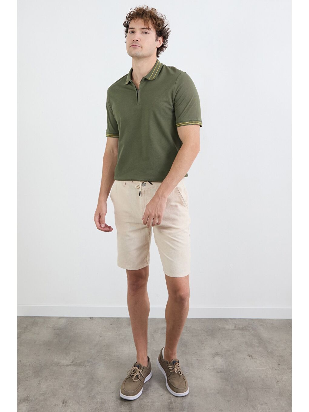 Bej Beli Bağlamalı Keten Görünümlü Şort-1