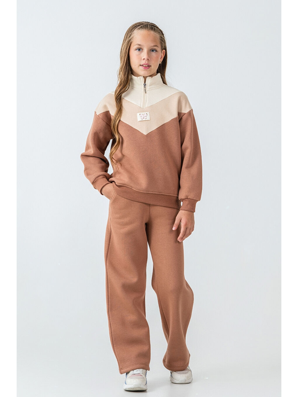 Kahverengi Kız Çocuk Kelebek Detaylı Yarım Fermuarlı 3 İplik Kalın Kışlık Eşofman Takımı Ak4233