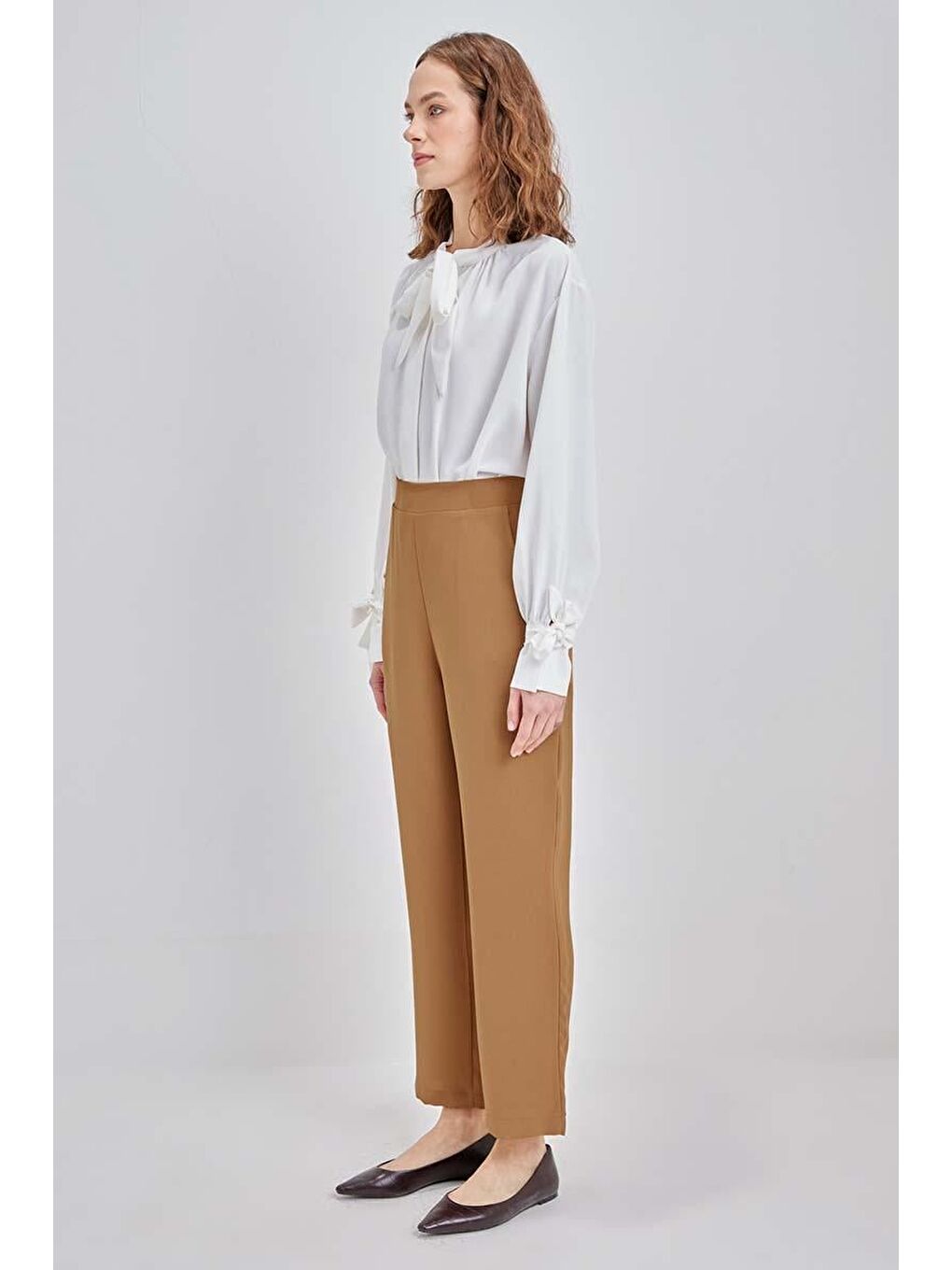 Kahverengi Camel-Boru Paça Krep Pantolon-2