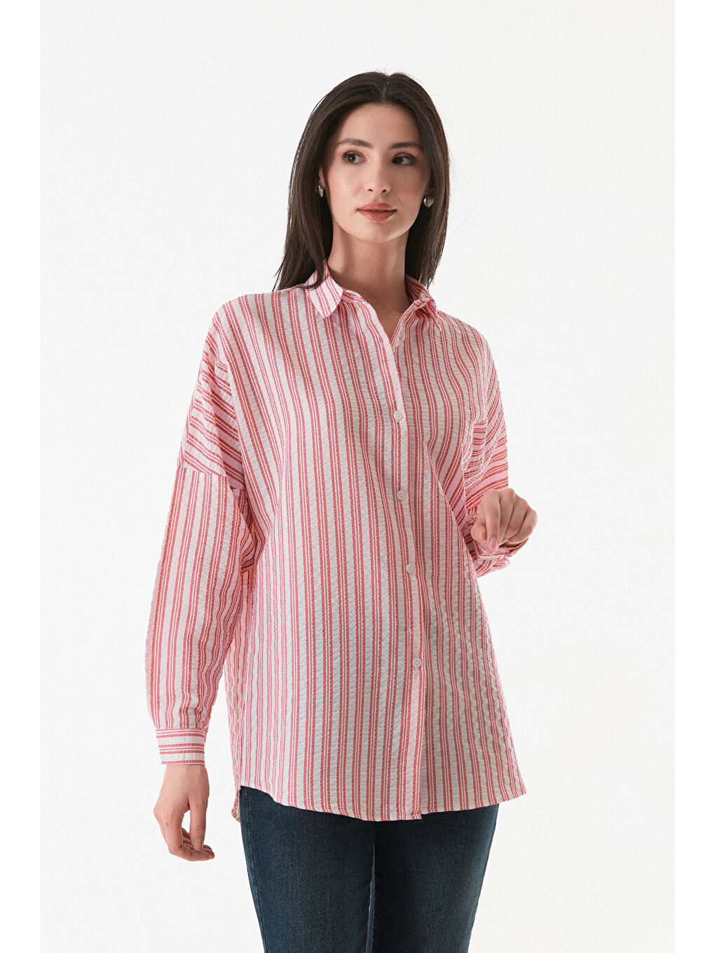 Kırmızı Çizgili Düğmeli Gömlek-2