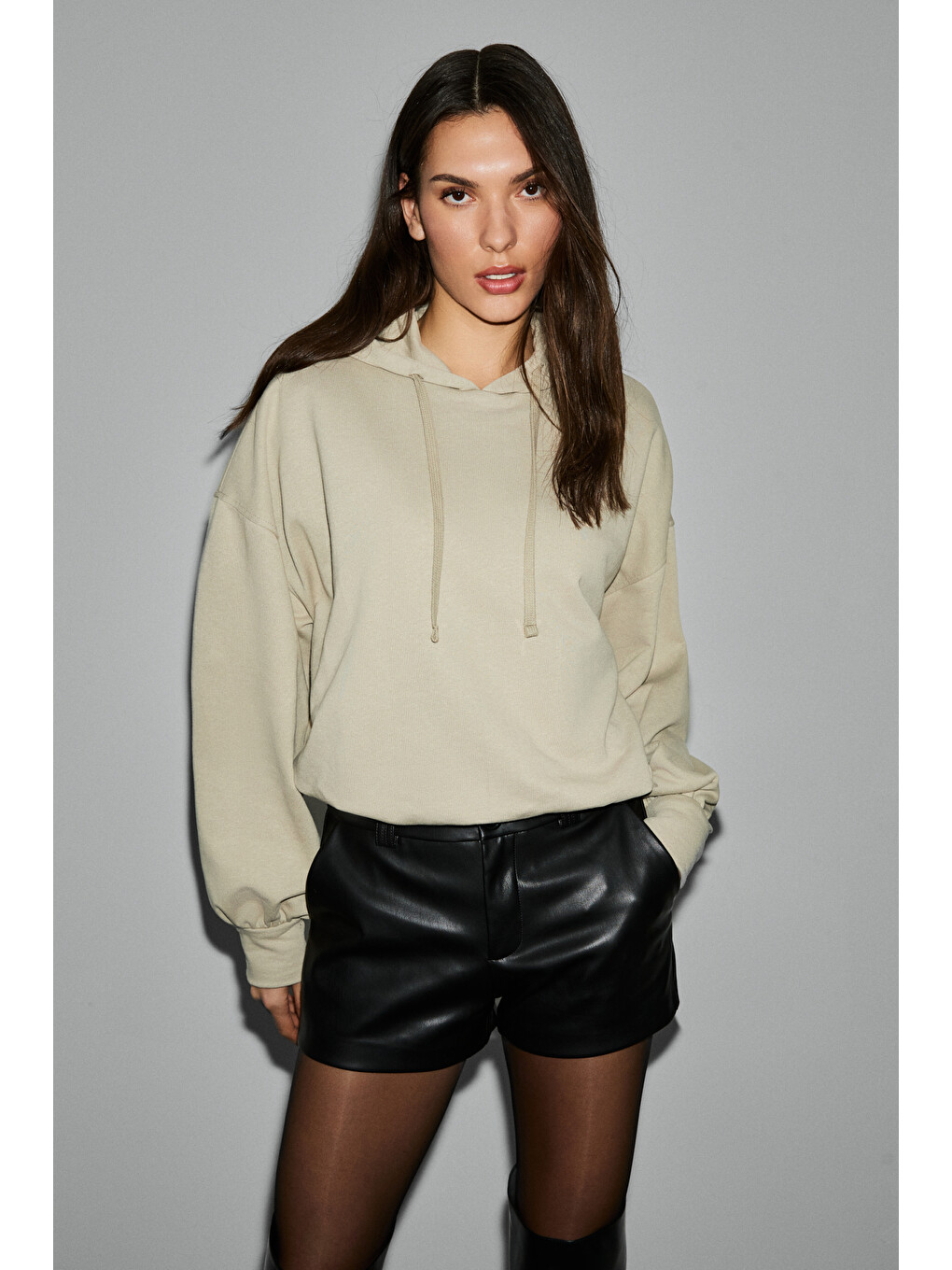 Olvera Kadın Kapüşonlu Etek Ucu Balon Oversize Açık Haki Sweatshirt-2