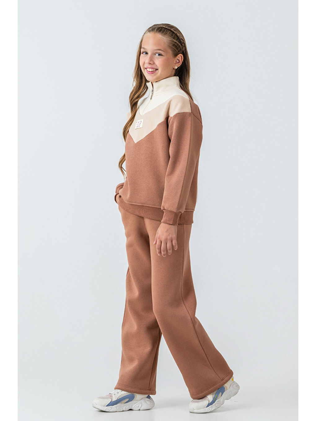 Kahverengi Kız Çocuk Kelebek Detaylı Yarım Fermuarlı 3 İplik Kalın Kışlık Eşofman Takımı Ak4233-1