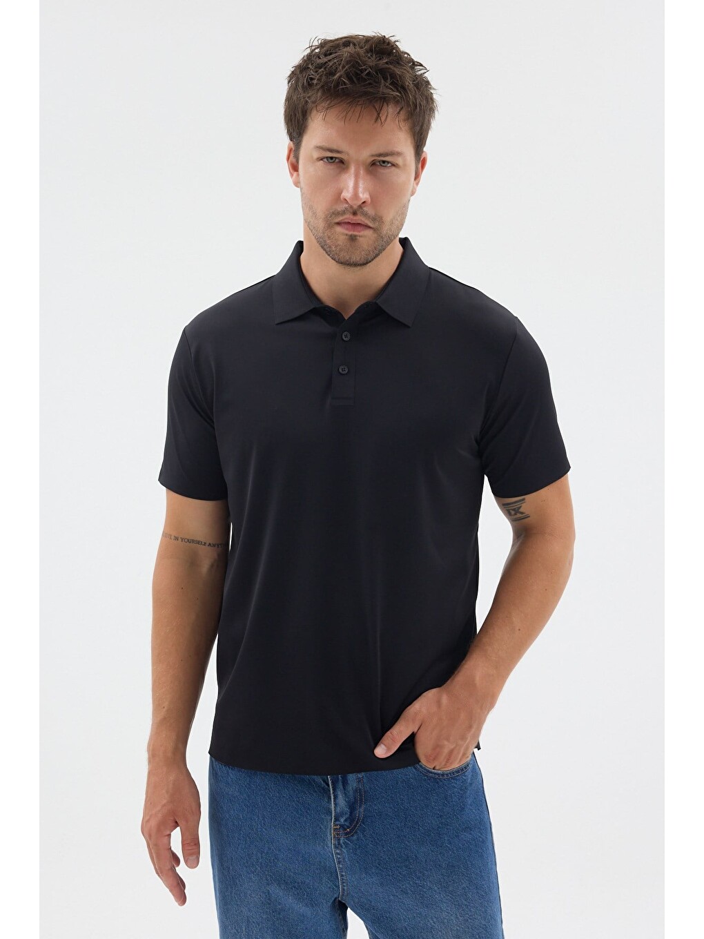 Siyah Polo Yaka Örme Kısa Kol Standart Fit Esnek Tişört 1011260176