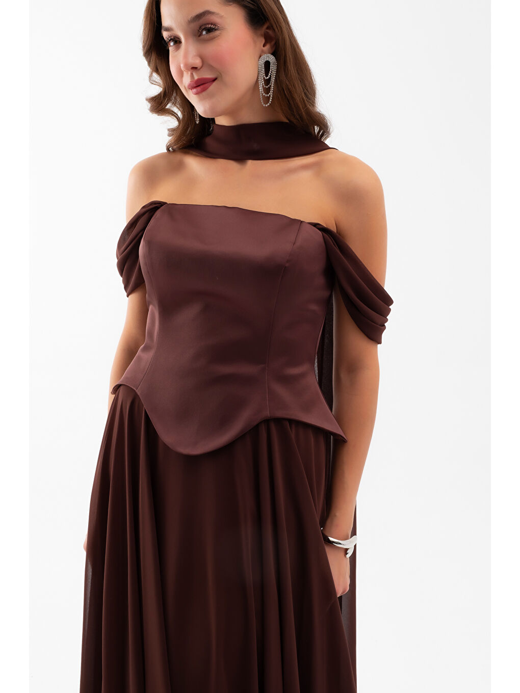 Kadın Kahverengi Şal Yaka Straplez Söz Nişan Abiye Elbise-1