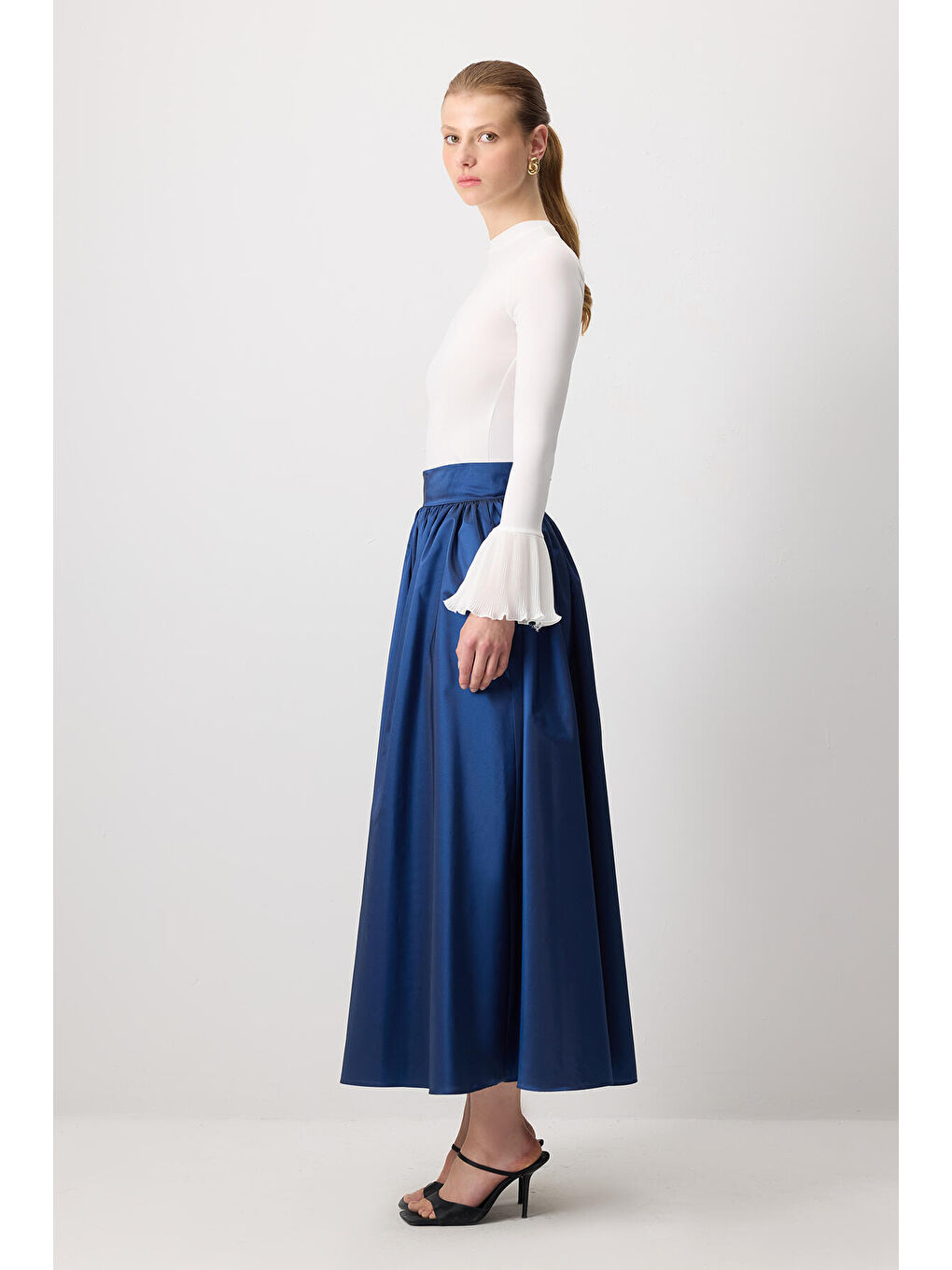 Ekru Pileli Manşet Body-2