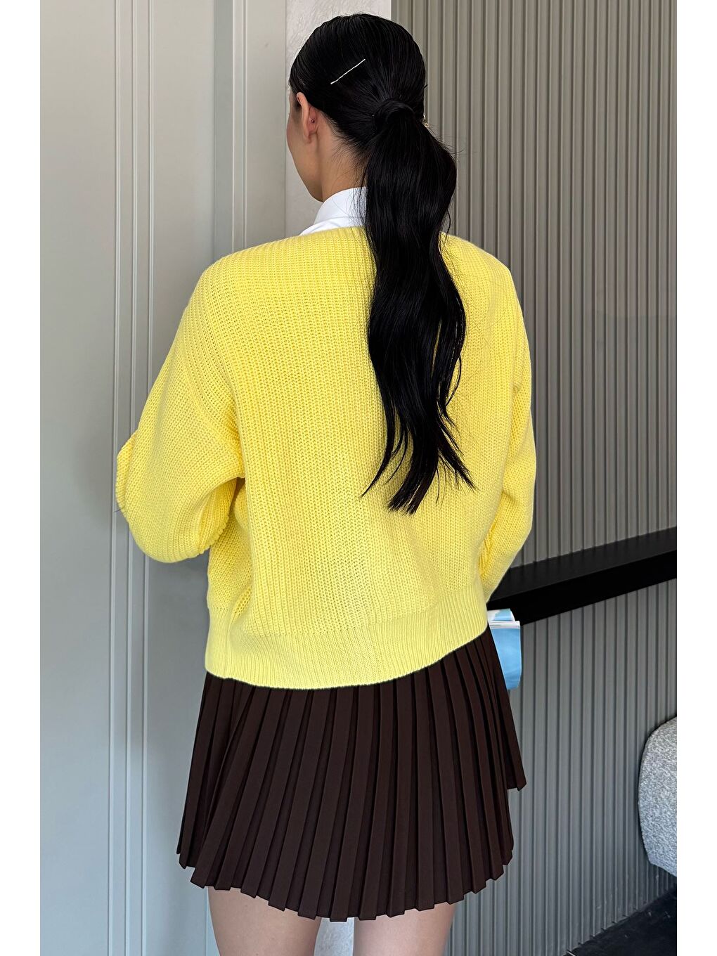 Sarı V Yaka Ön Düğmeli Kadın Örme Triko Hırka-3