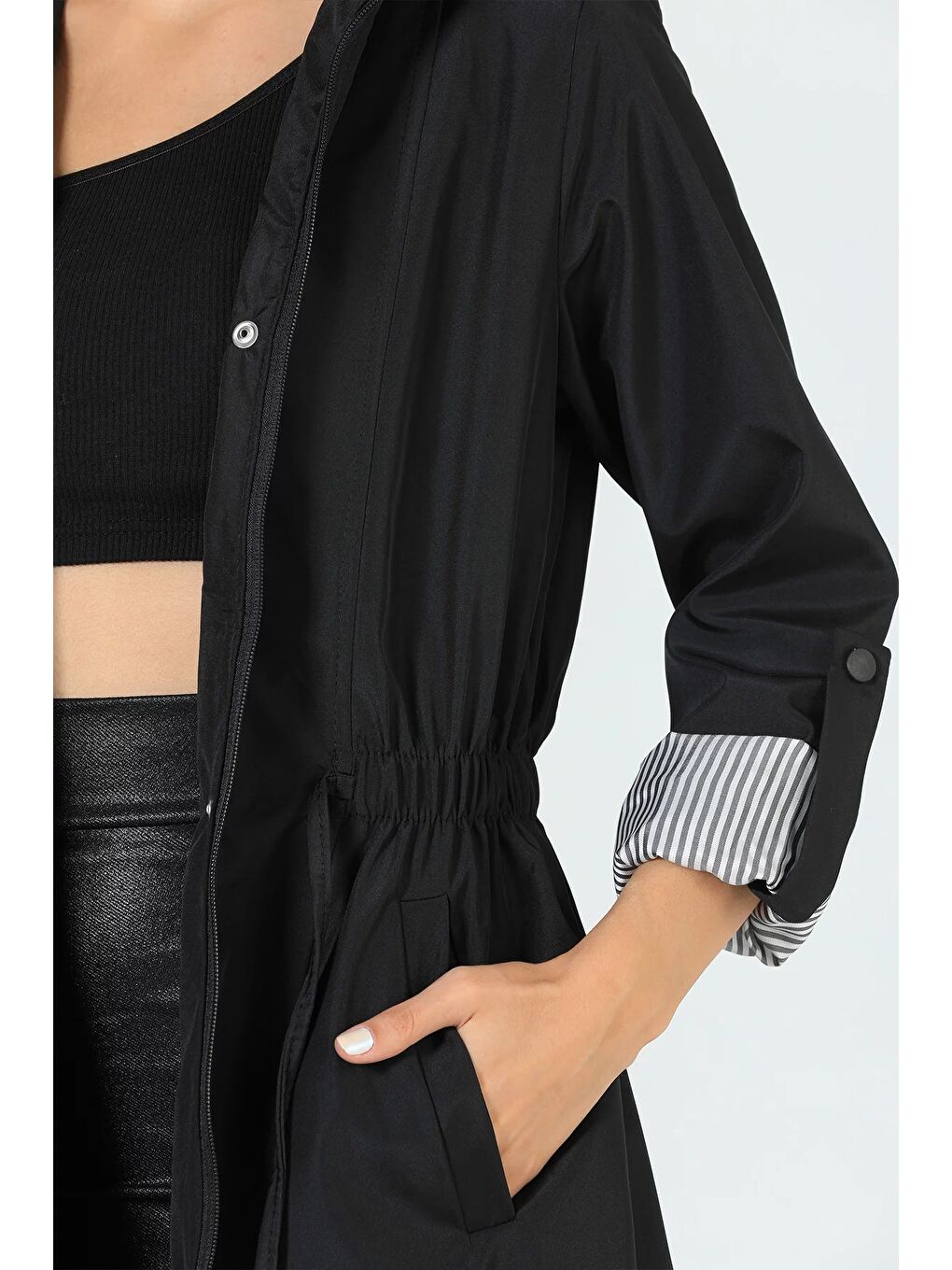 Gülseli Siyah Kadın Bel Bağcıklı Astarlı Slim Fit Uzun Trençkot - 6