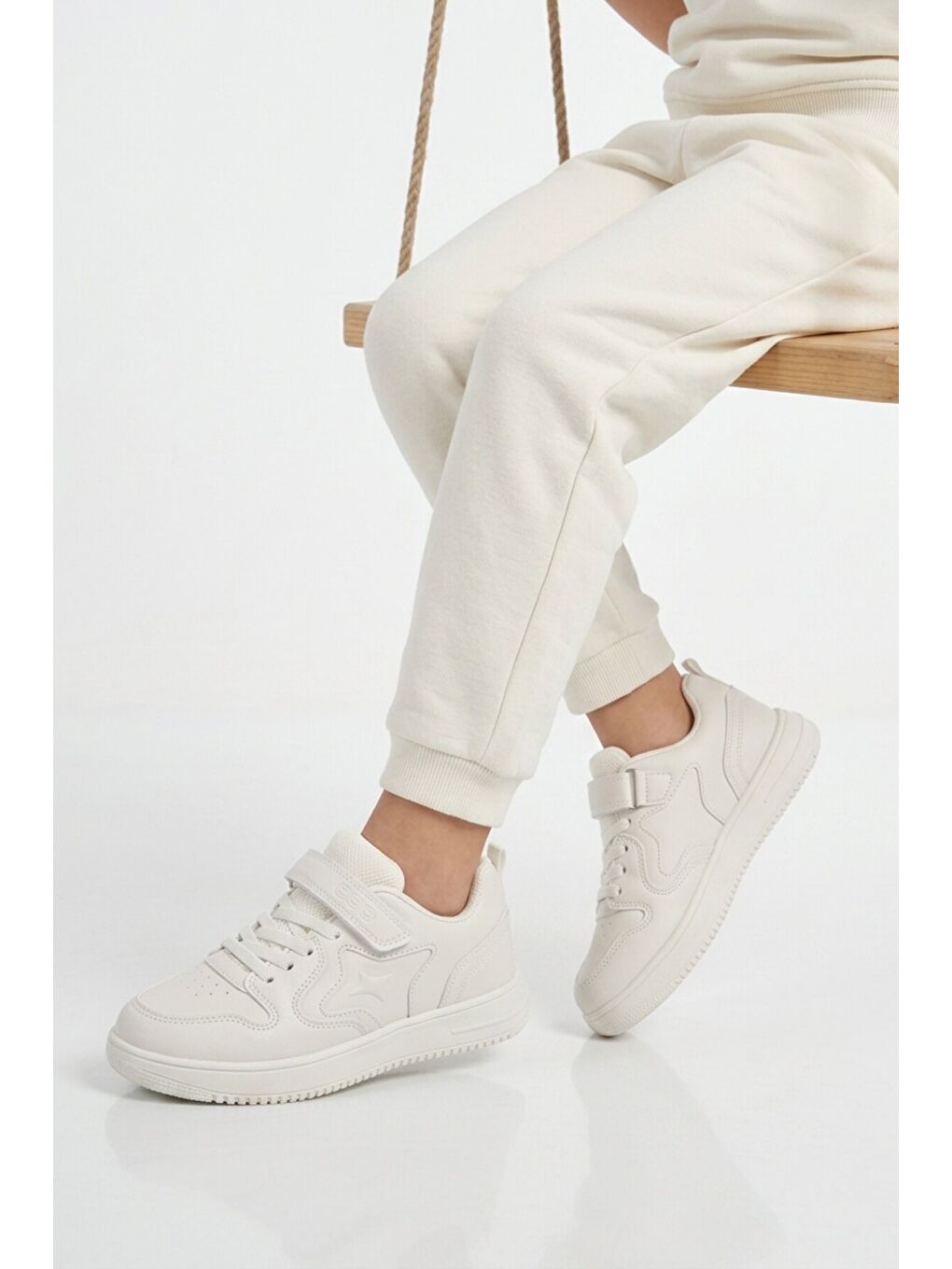 Beyaz Cırtlı Hafif Unisex Çocuk Spor Ayakkabı Eldon F-1