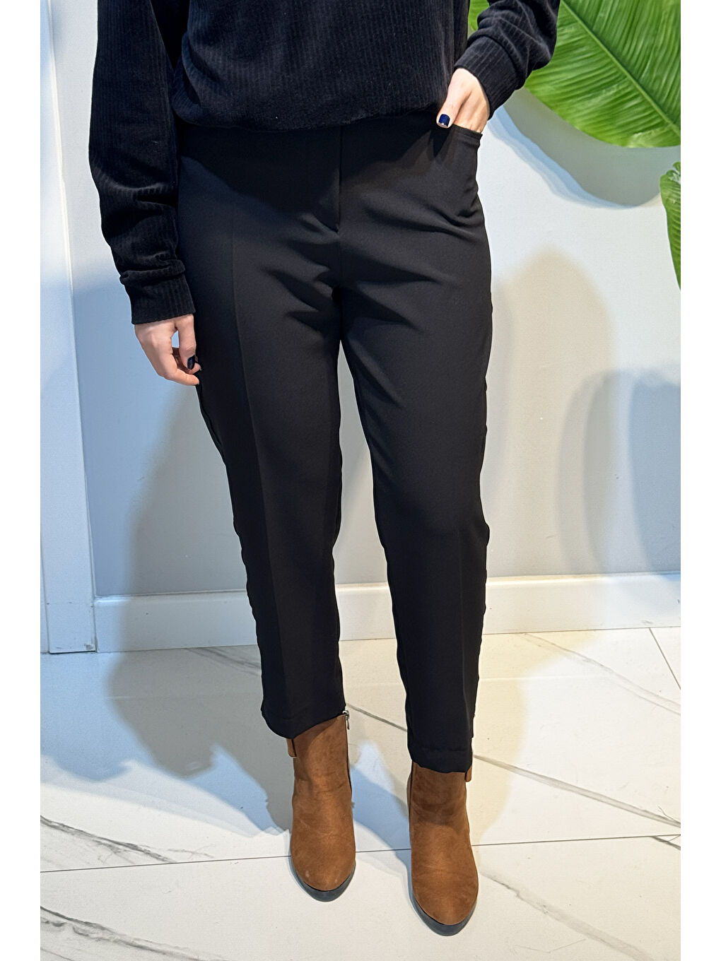 Kadın Bilek Boy Kumaş Pantolon 01 Siyah-1