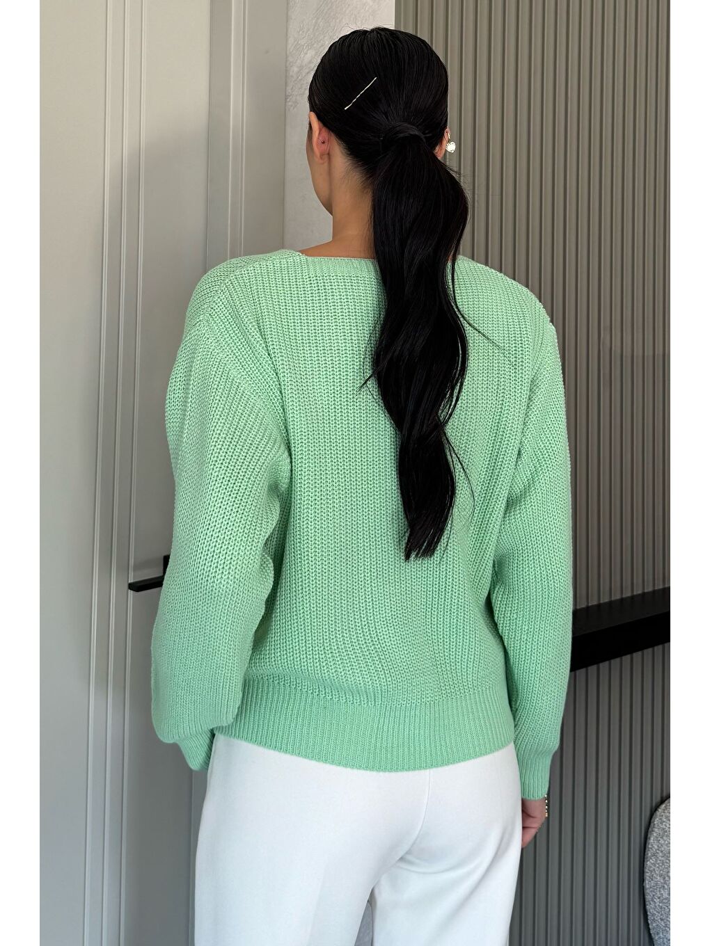 Yeşil V Yaka Ön Düğmeli Kadın Örme Triko Hırka-3