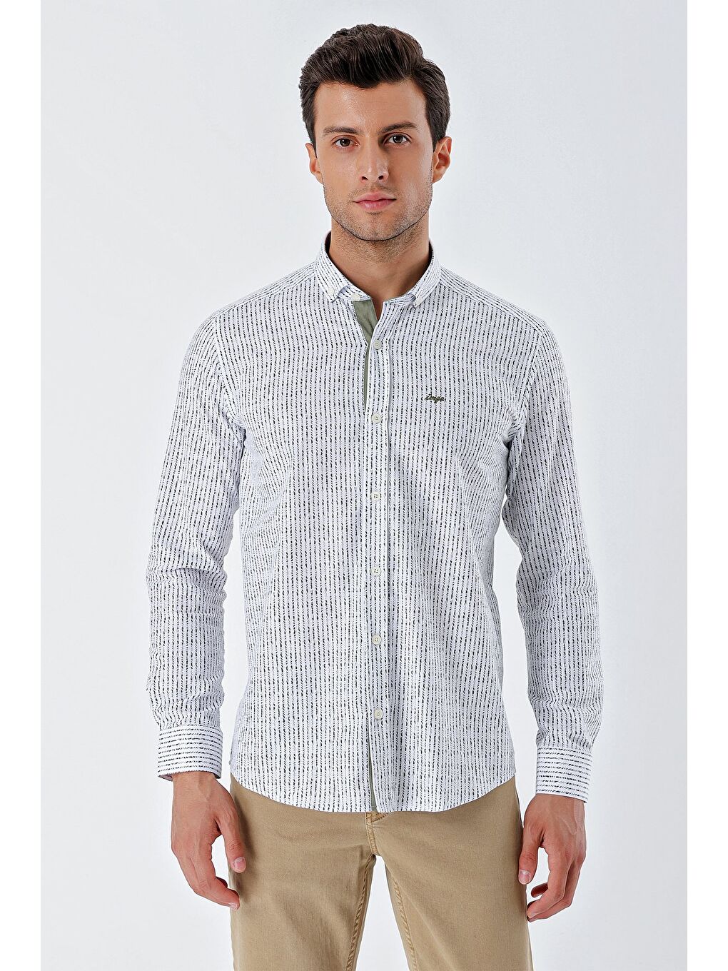 Beyaz Uzun Kollu Baskılı Bez Ayağı Cepsiz Garnili Klasik Slim Fit Dar Kesim Gömlek 1004230232