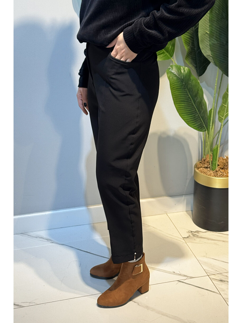 Kadın Bilek Boy Kumaş Pantolon 01 Siyah-2