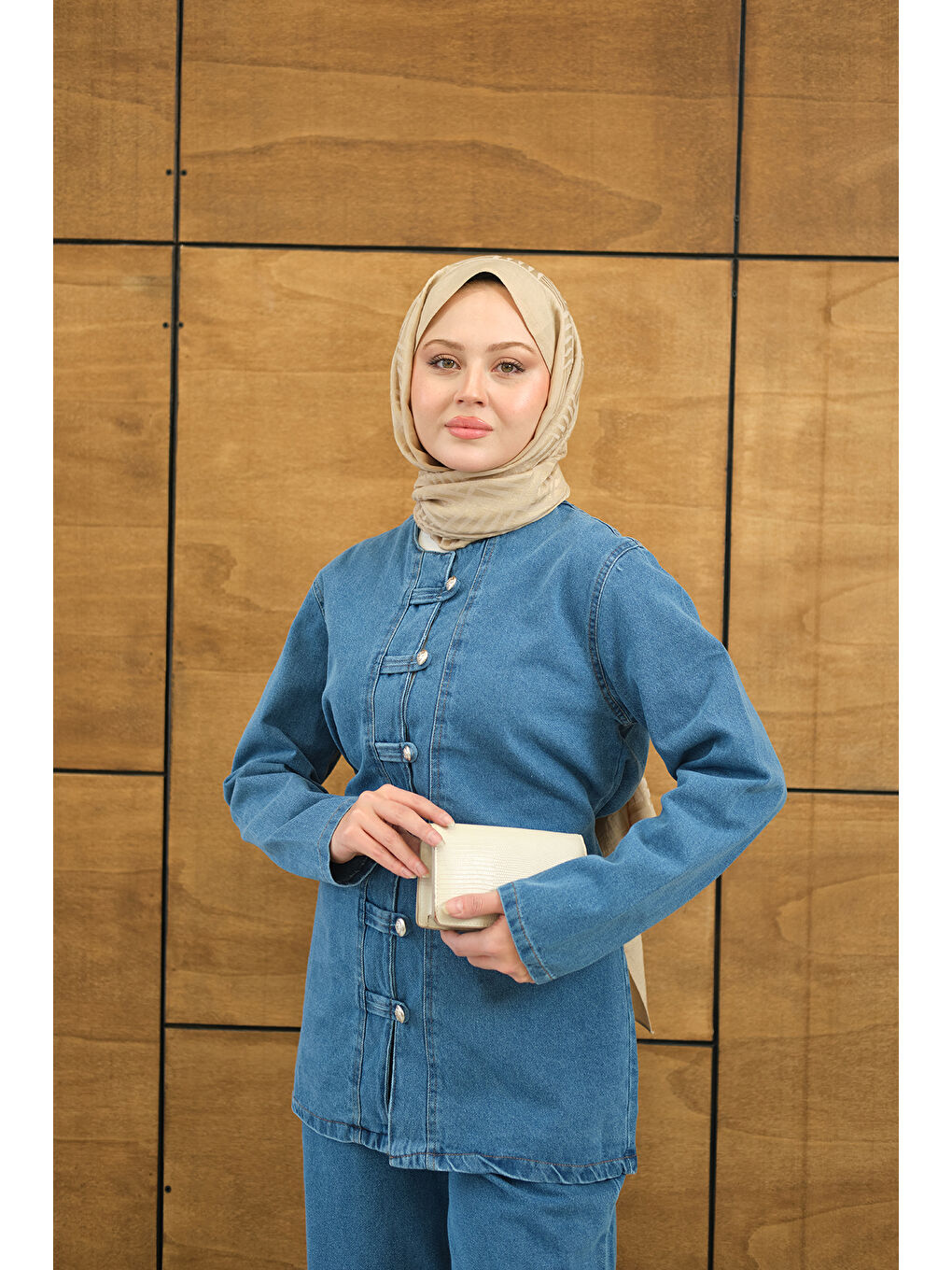 Kadın Gümüş Düğme Detaylı Takım Buz Mavi-4