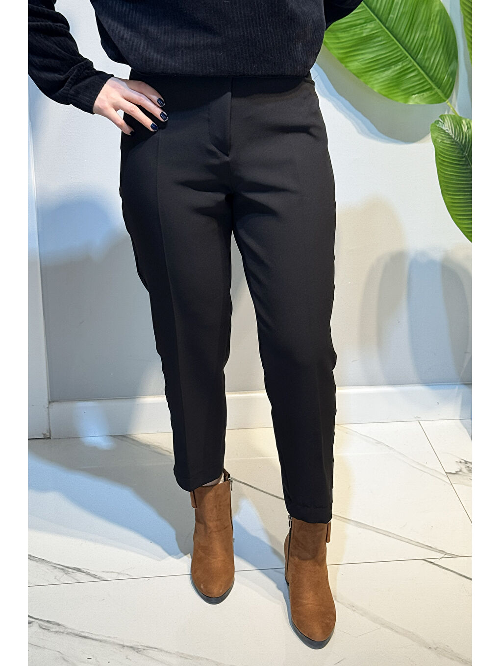 Kadın Bilek Boy Kumaş Pantolon 01 Siyah-3