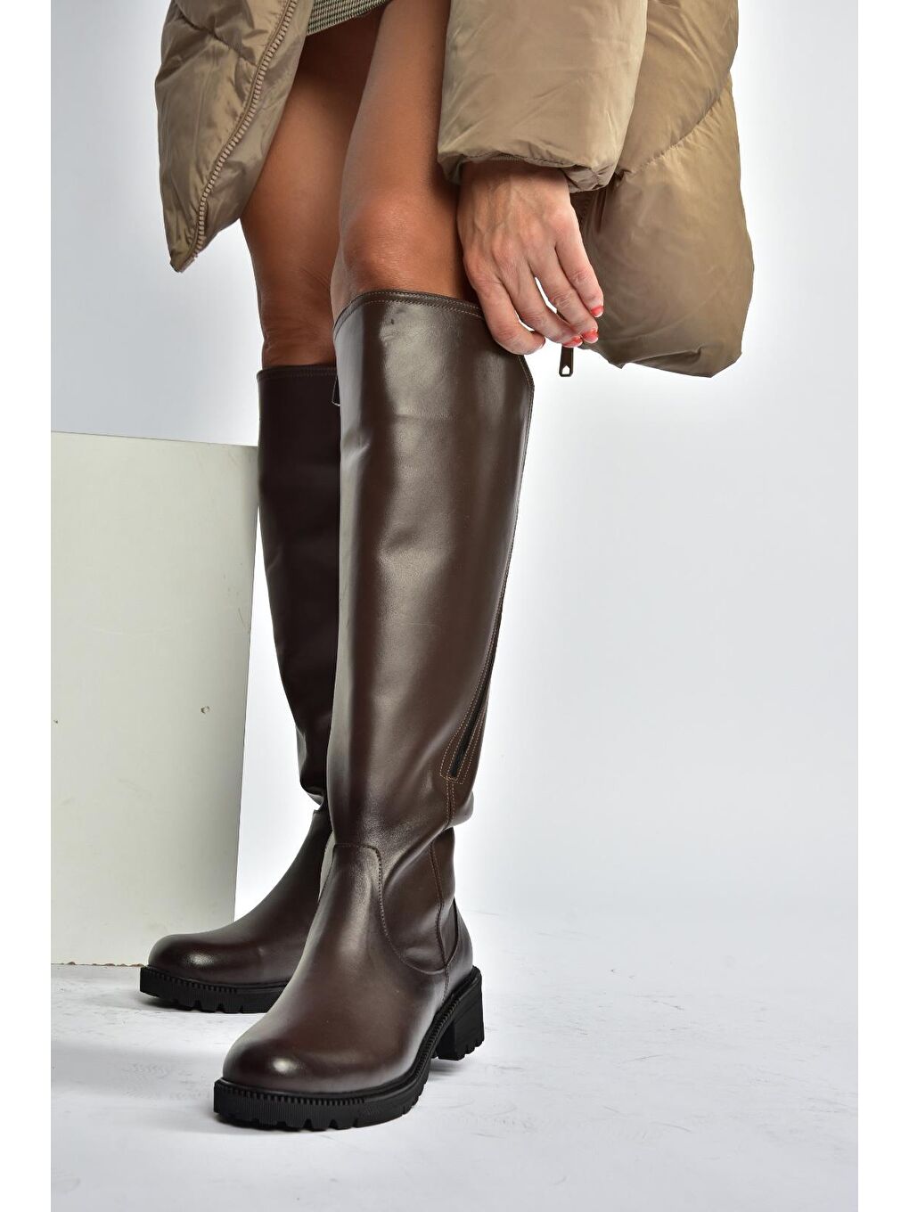 Kahverengi Kadın Çizme V654082203-2