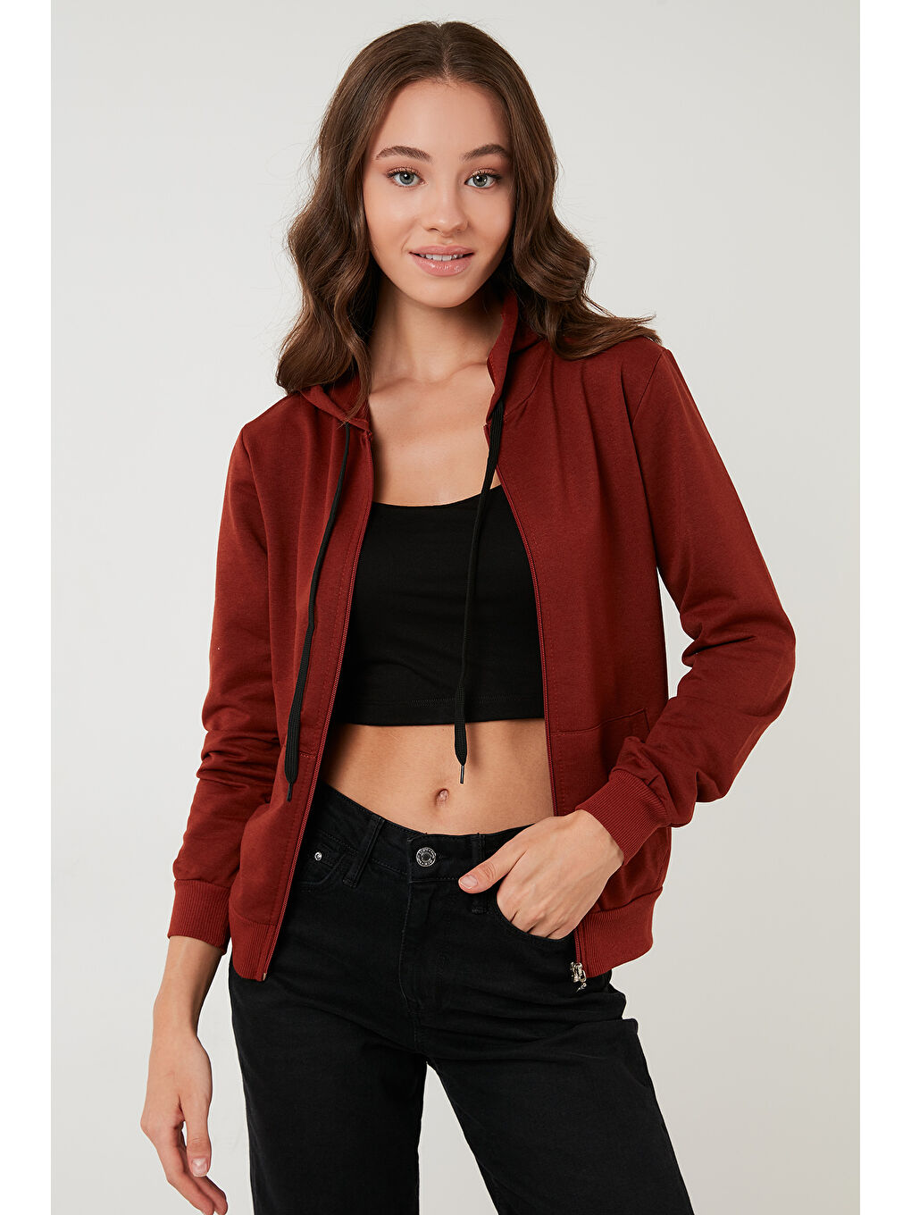 Kahverengi Ekstra Slim Fit Kapüşonlu Fermuarlı Cepli Örme Kadın Sweat 5413001