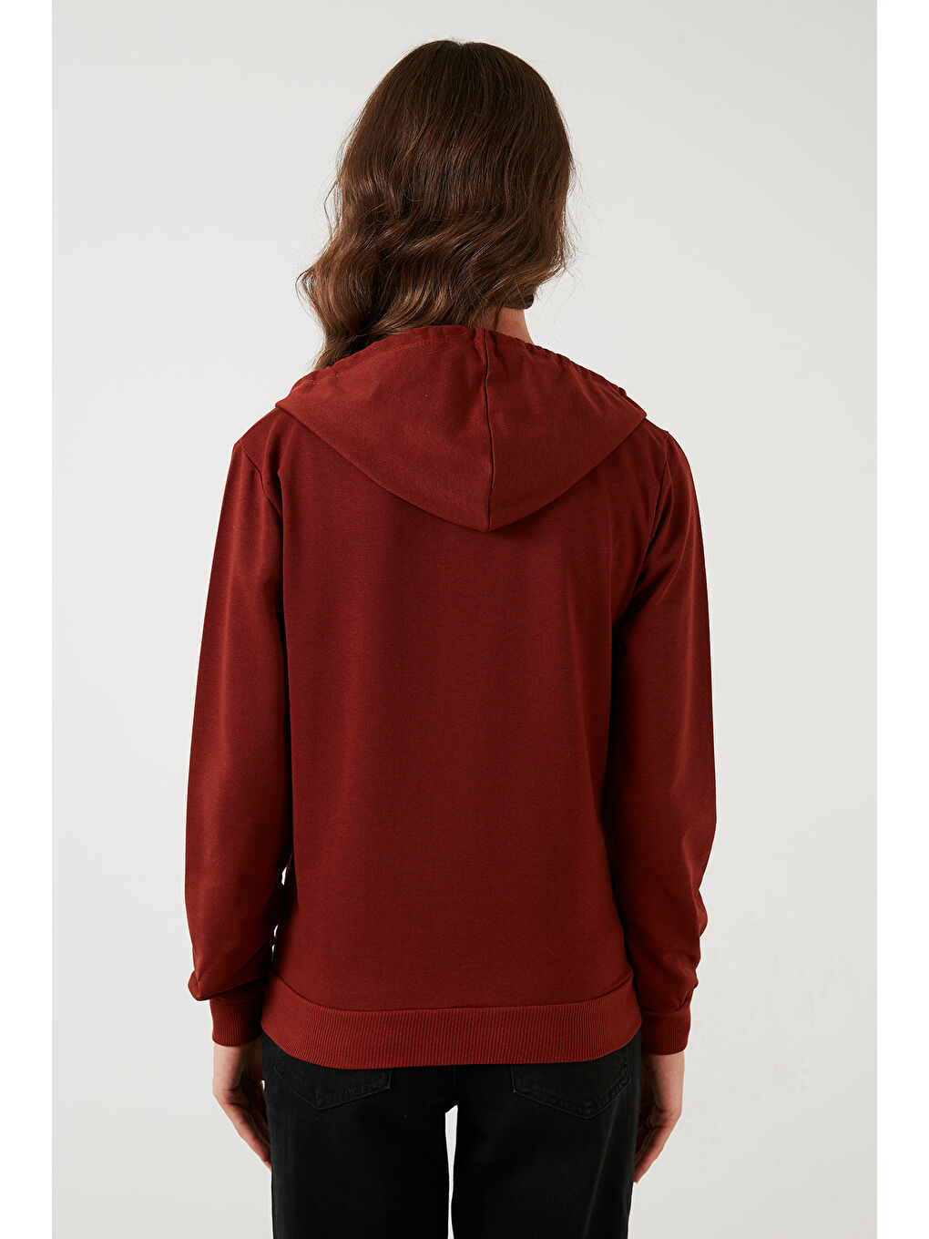 Kahverengi Ekstra Slim Fit Kapüşonlu Fermuarlı Cepli Örme Kadın Sweat 5413001-4