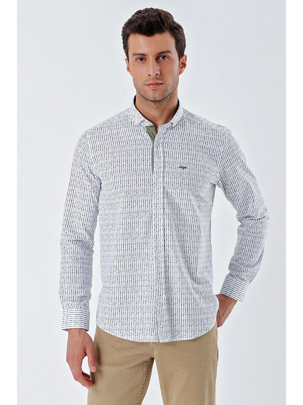 Beyaz Uzun Kollu Baskılı Bez Ayağı Cepsiz Garnili Klasik Slim Fit Dar Kesim Gömlek 1004230232-2