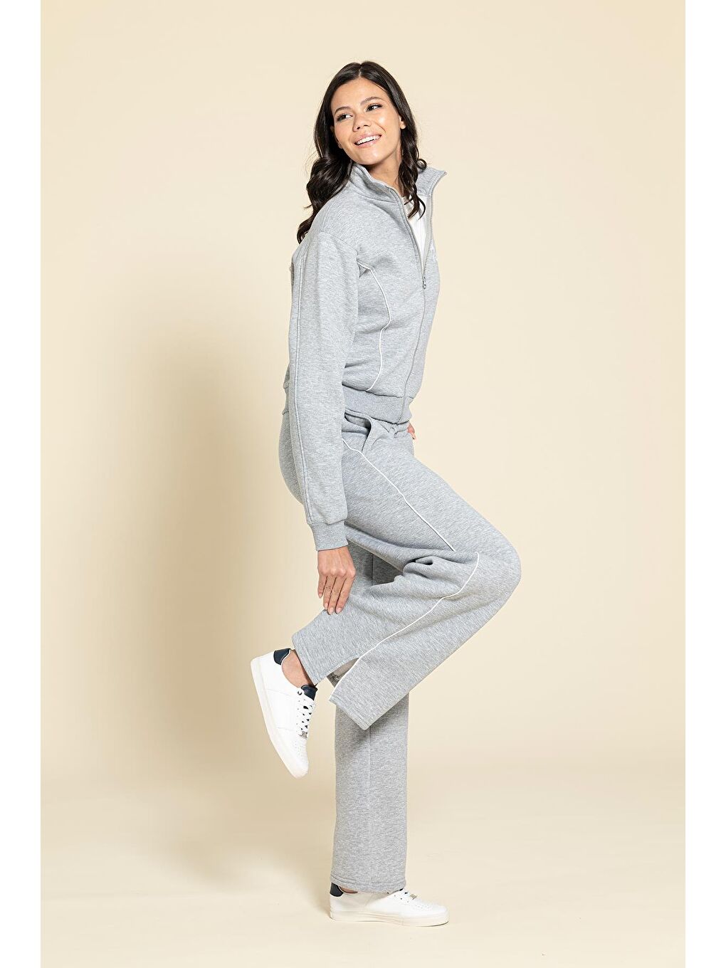 2'Li Fermuarlı Biye Detaylı Gri Eşofman Takımı-2