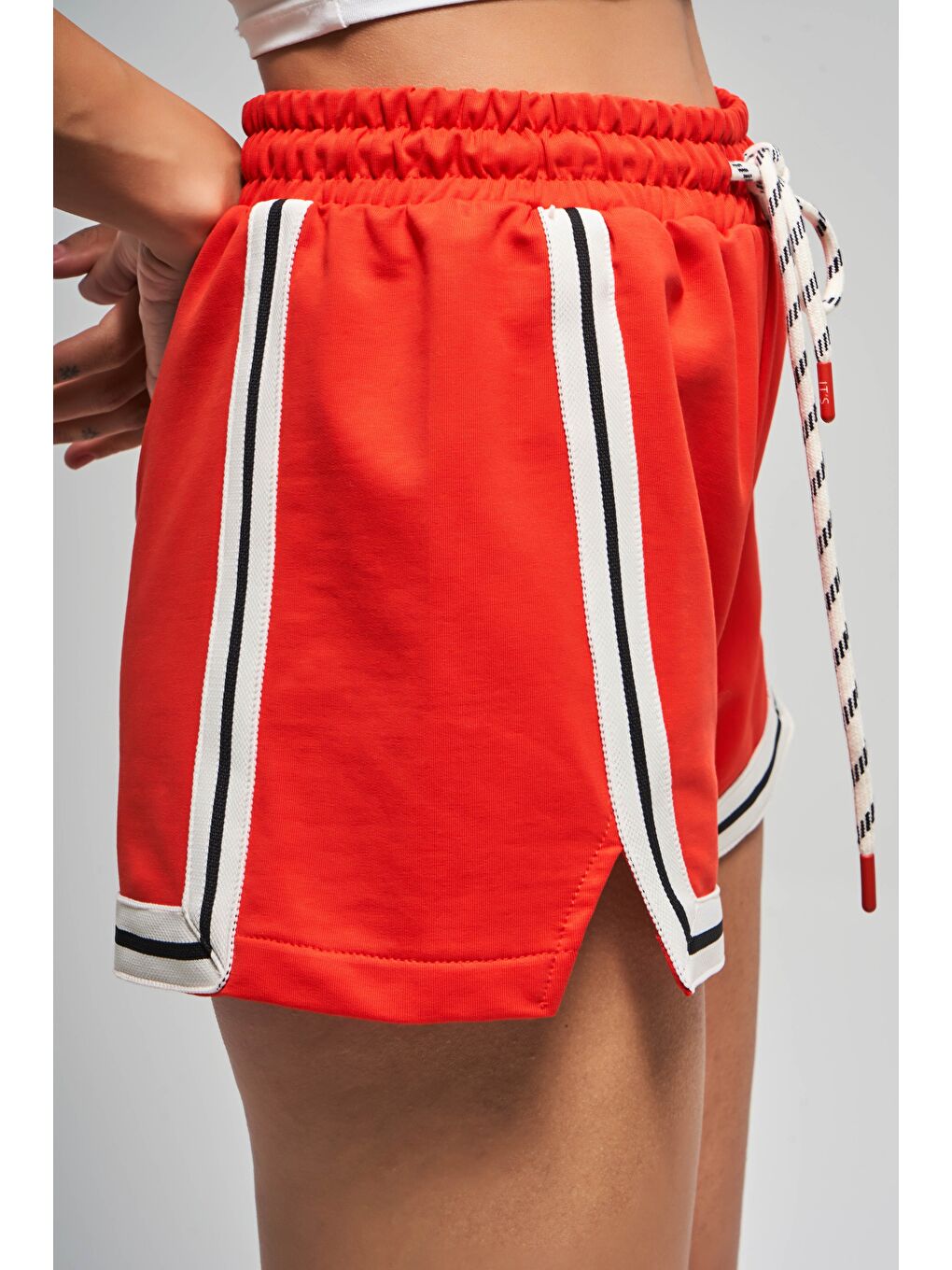 Turuncu Kadın Orange Renk %100 Pamuk Esnek Kumaş Örme Mini Şort-1