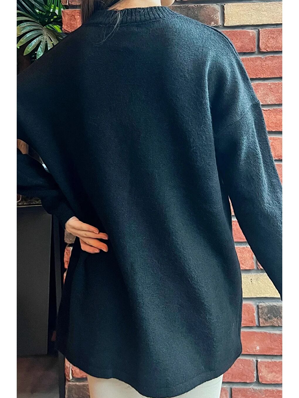 Siyah Kadın Bisiklet Yaka Yan Düğme Detaylı Salaş Triko Kazak-8