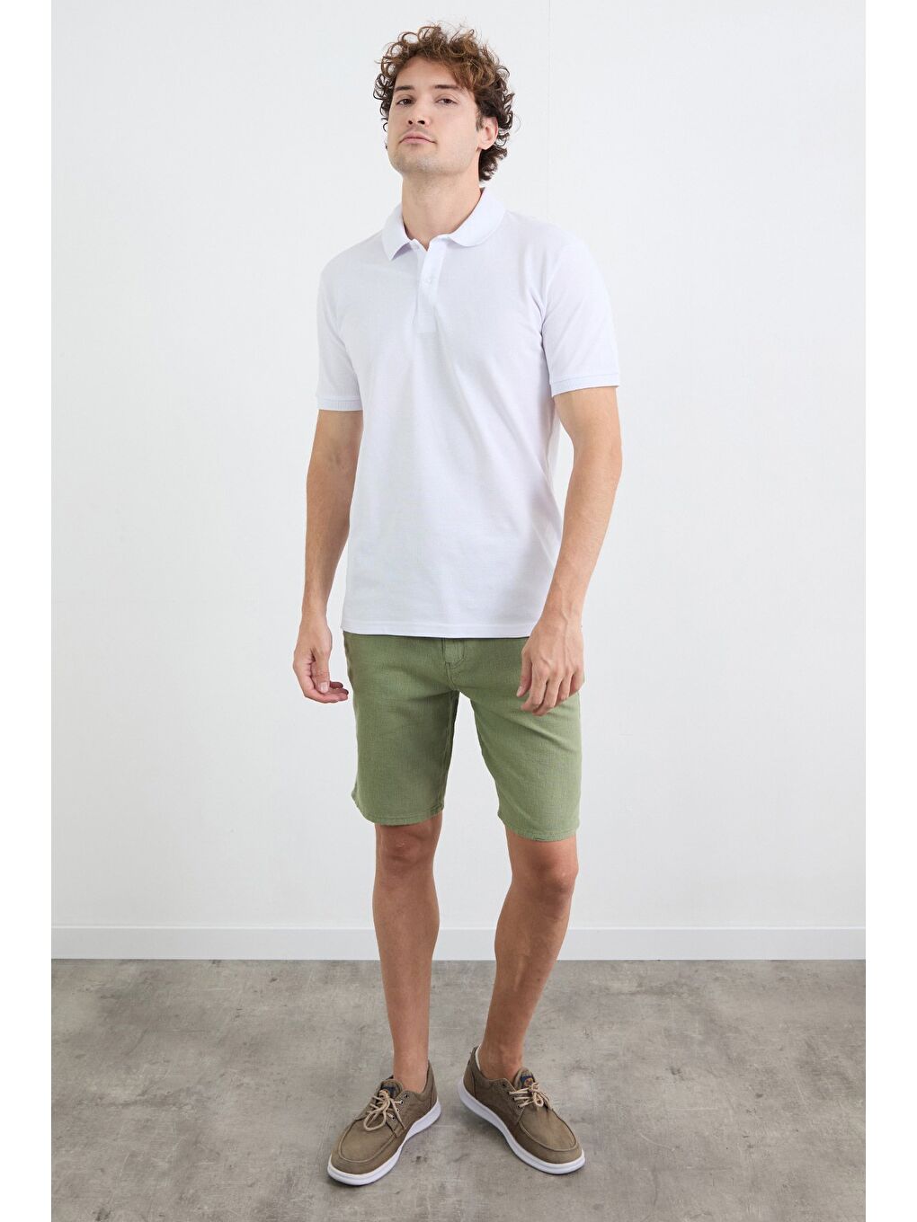 Haki Beli Bağlamalı Keten Görünümlü Şort-1