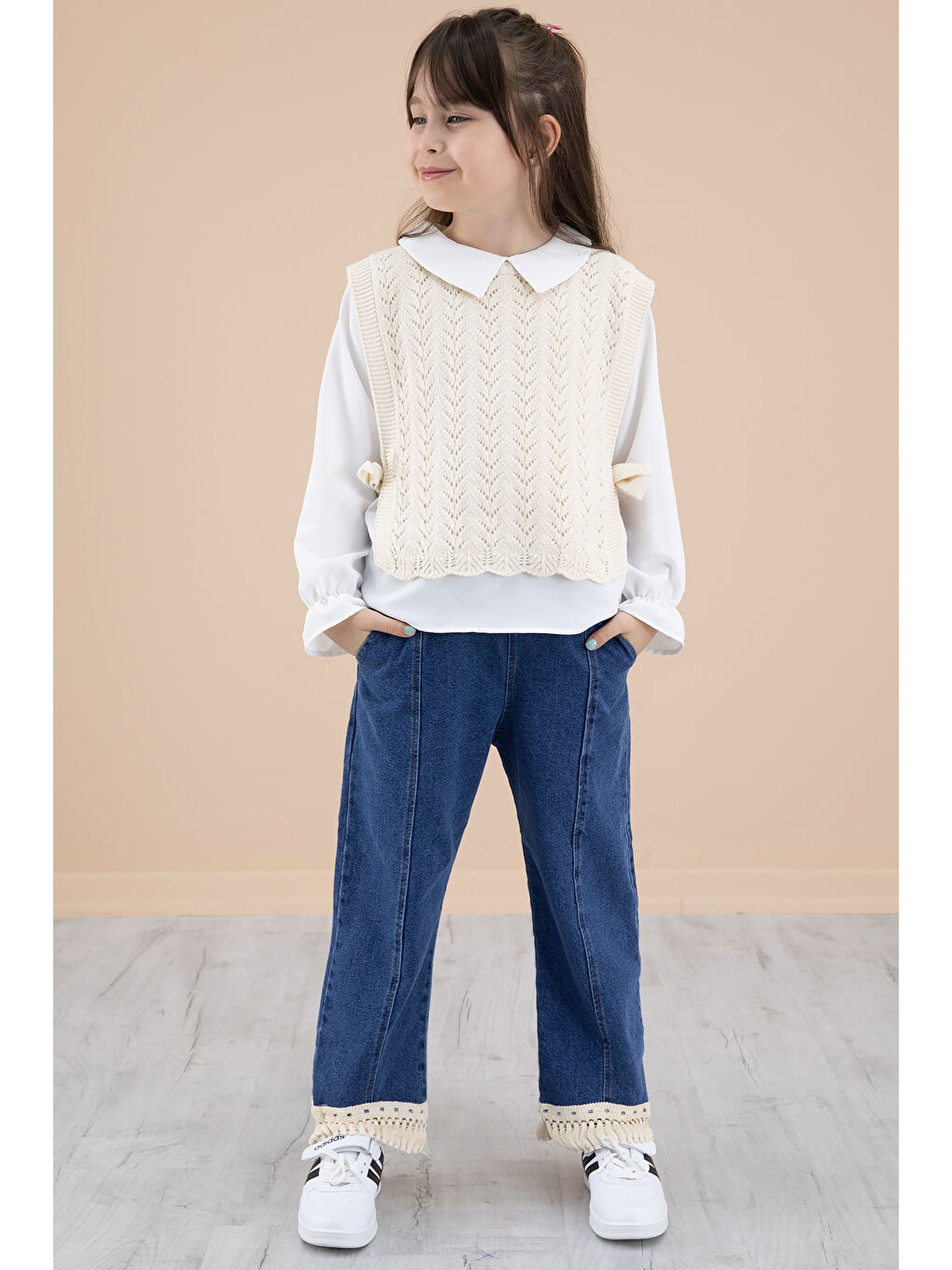 Ekru Krem Dantel Süveterli Jean Pantolonlu Kız Çocuk 3lü Takım 20354-1