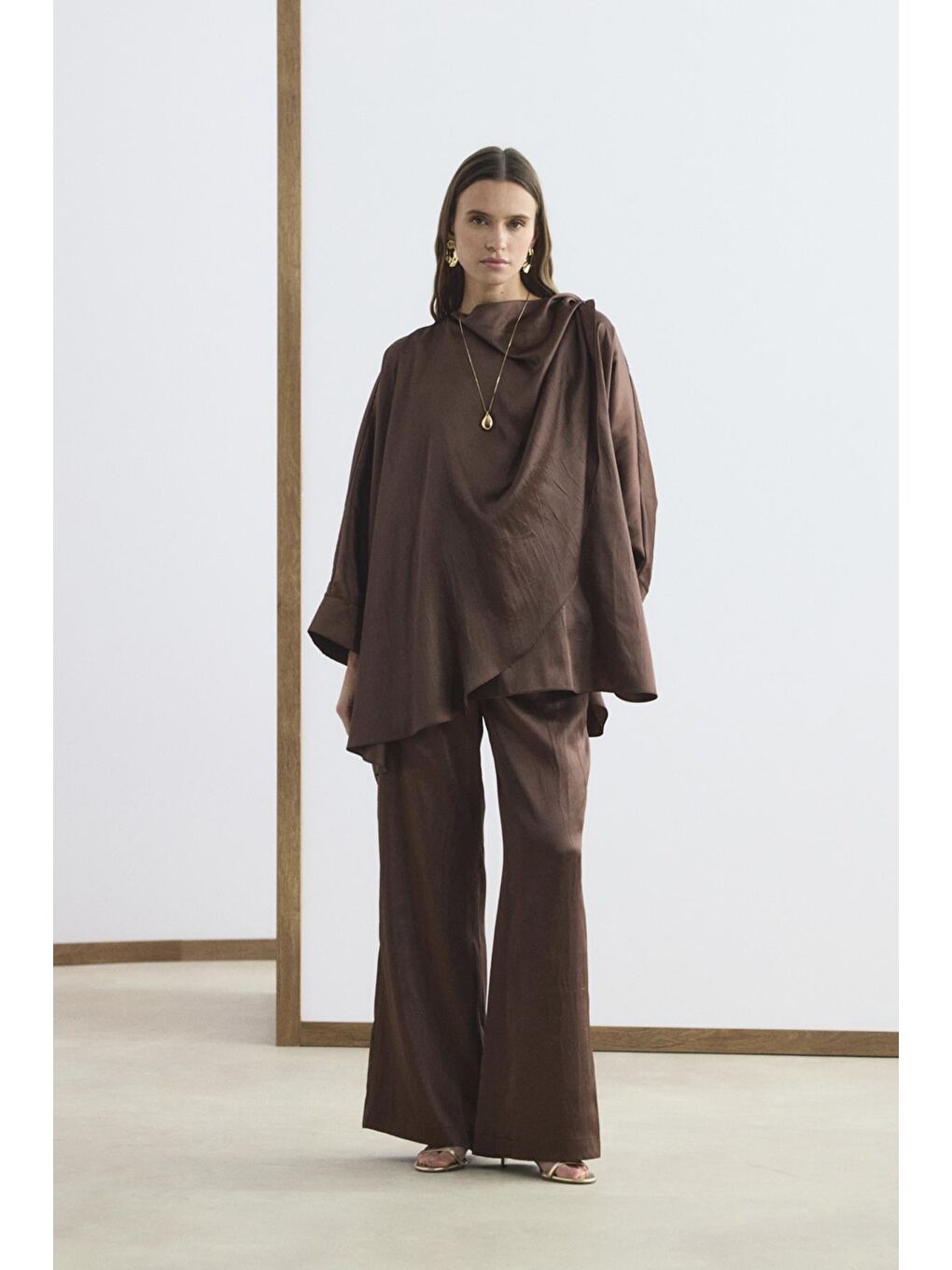 Kahverengi Şal Yaka Detaylı Pantolon Takım Acı Kahve