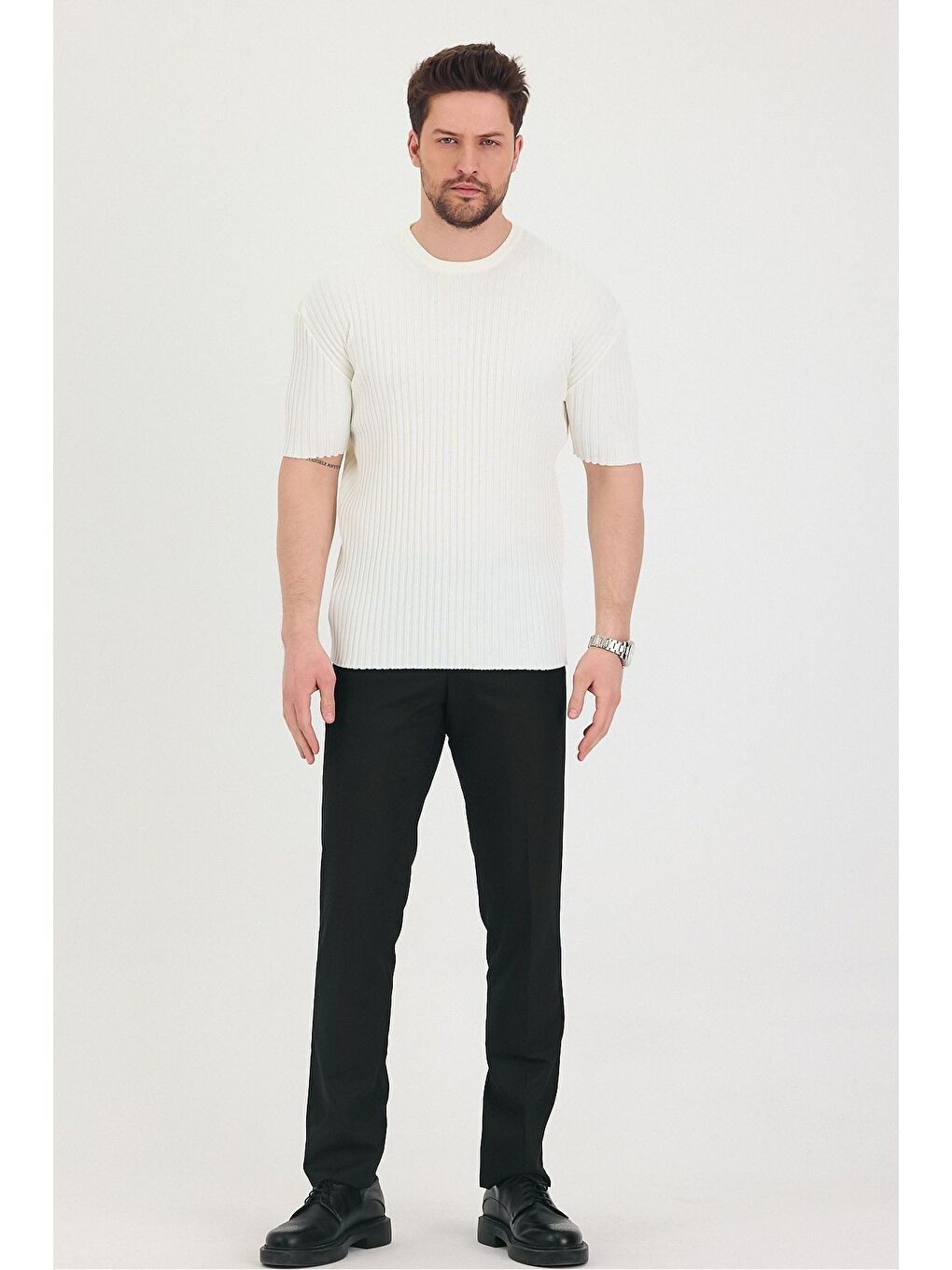 Beyaz Erkek Bisiklet Yaka Fitilli Kısa Kollu Ince Triko Tişört-3