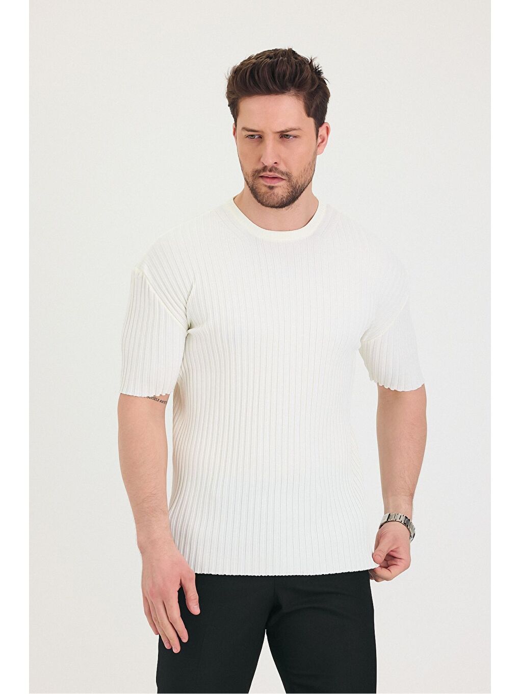 Beyaz Erkek Bisiklet Yaka Fitilli Kısa Kollu Ince Triko Tişört-5