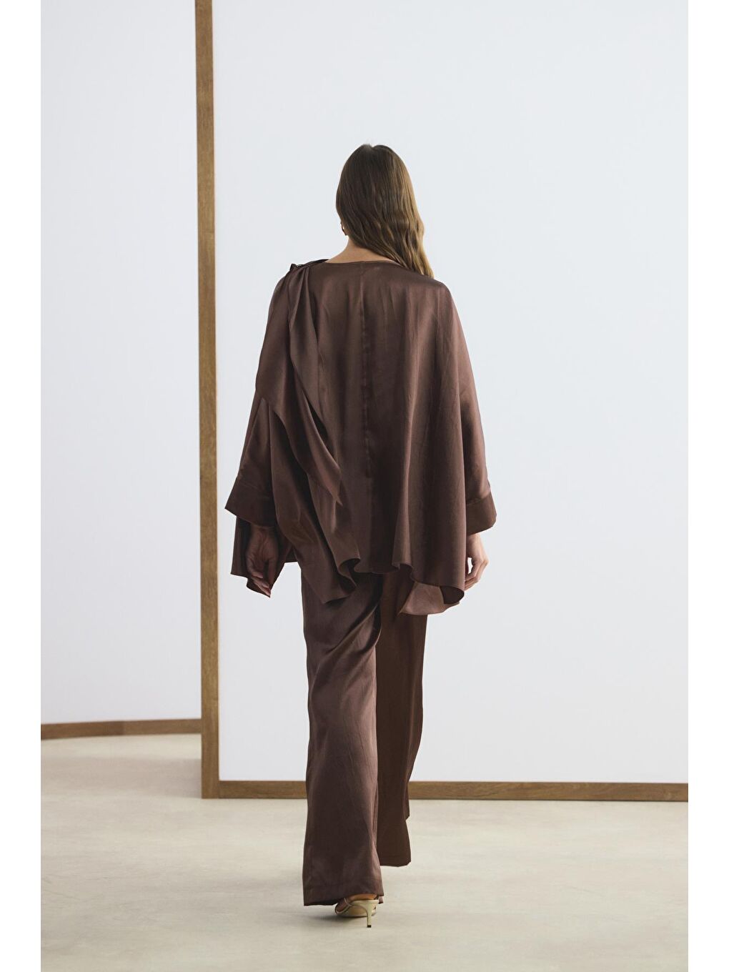 Kahverengi Şal Yaka Detaylı Pantolon Takım Acı Kahve-4