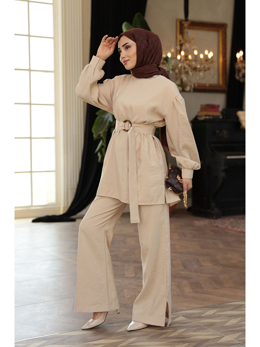 Bej Kadın Kemerli Tokalı Takım Vizon-1