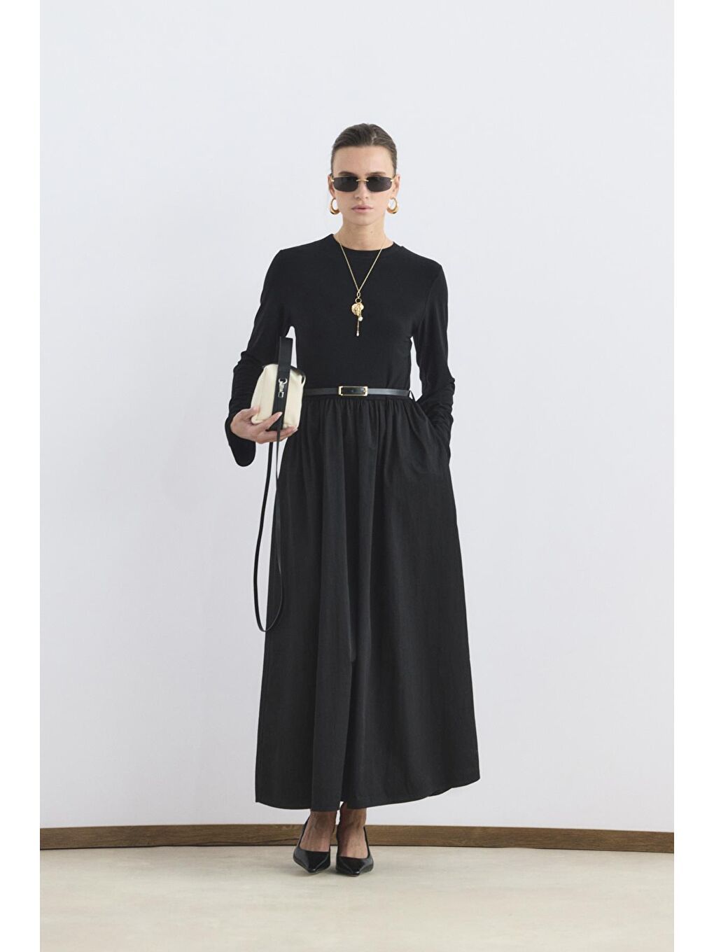 Dar Kesim Kemerli Mix Elbise Siyah-4