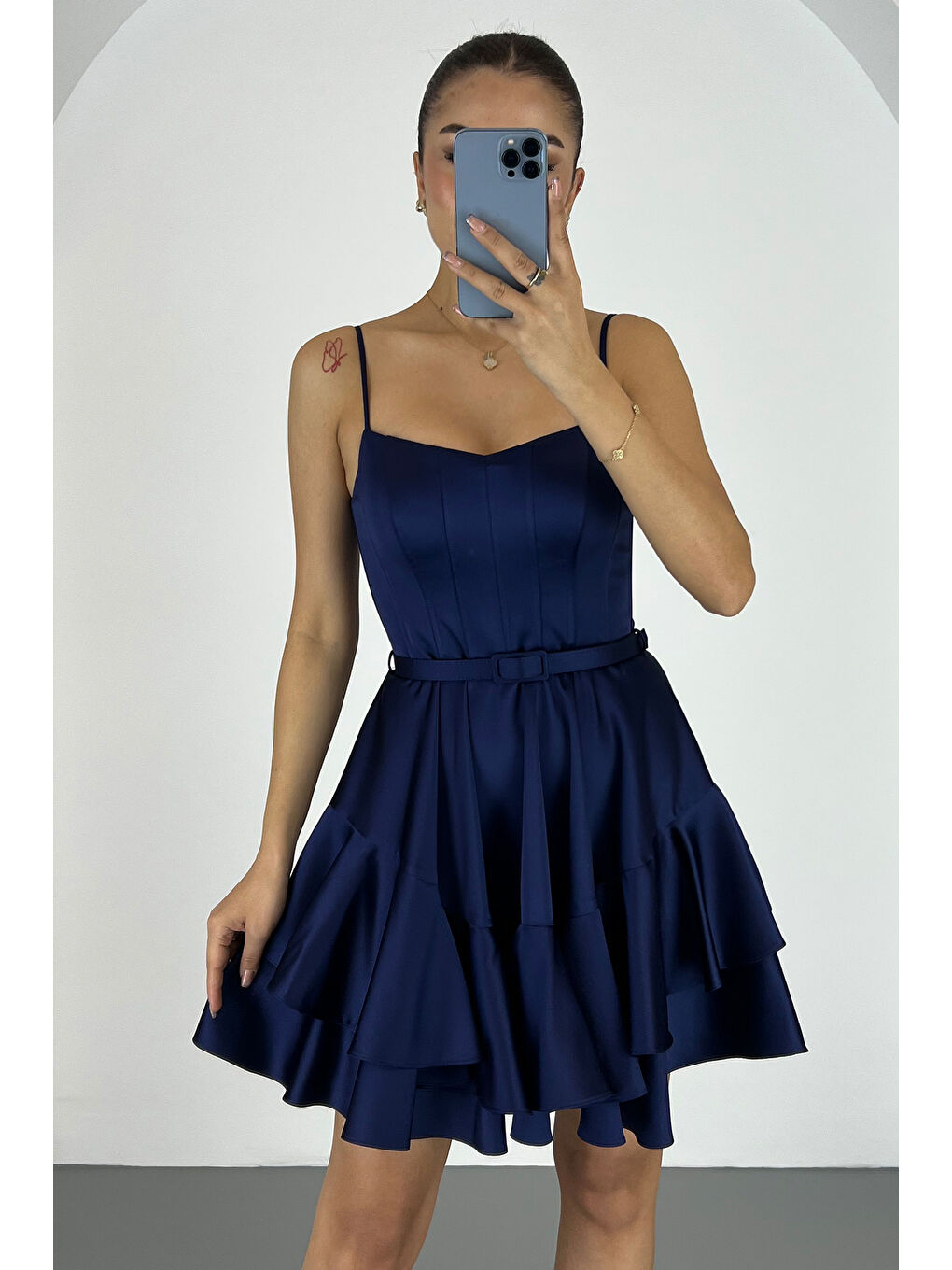 Kadın Lacivert Askılı Kısa Saten Mezuniyet Abiye Elbise-1