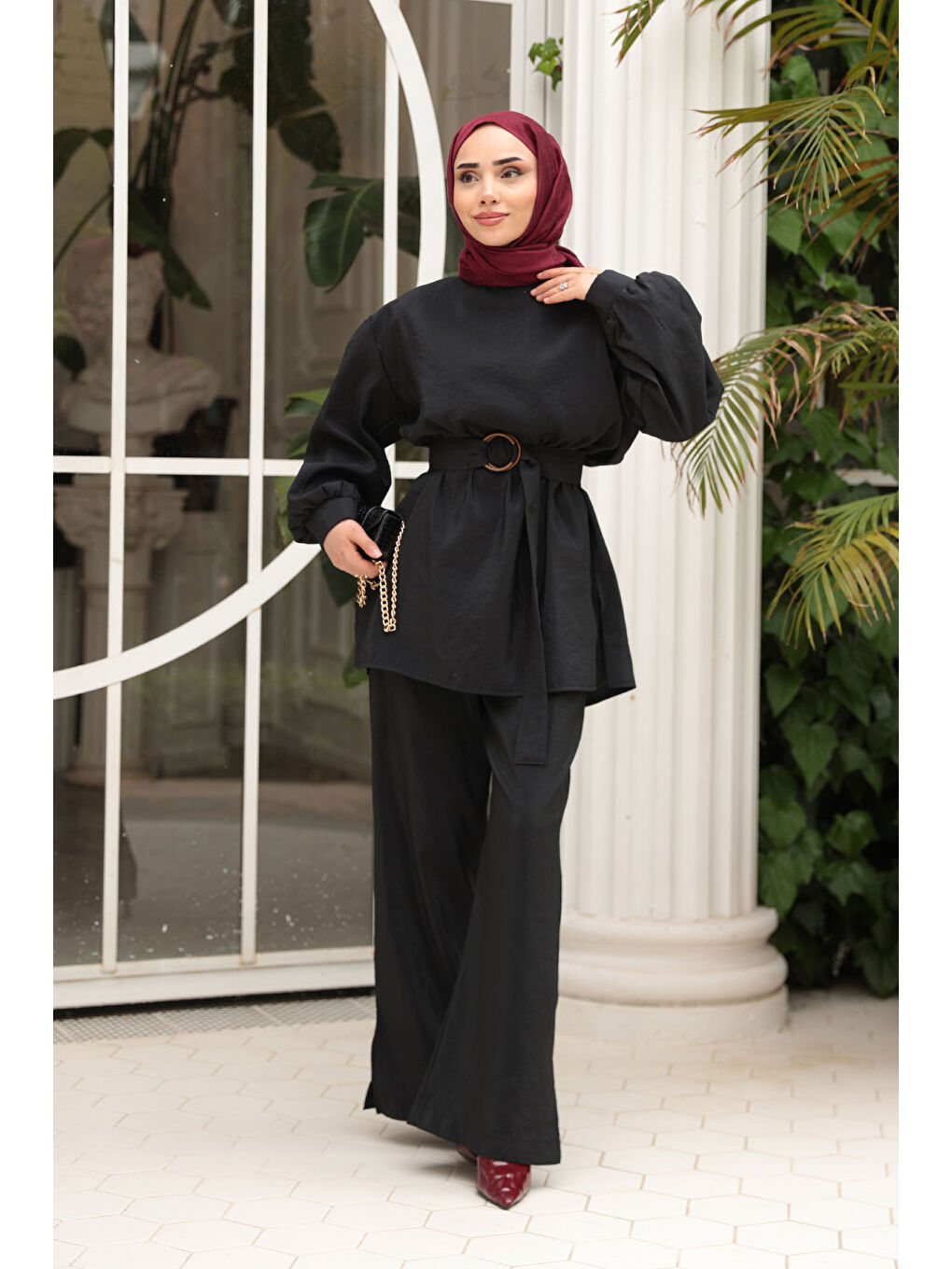 Kadın Kemerli Tokalı Takım Siyah