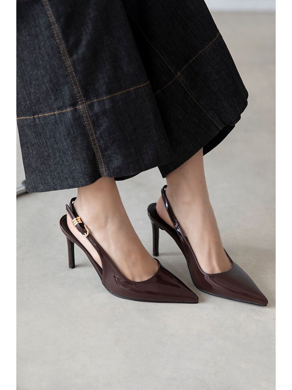 Kahverengi Flora Kadın Topuklu Rugan Ayakkabı Kahve-1