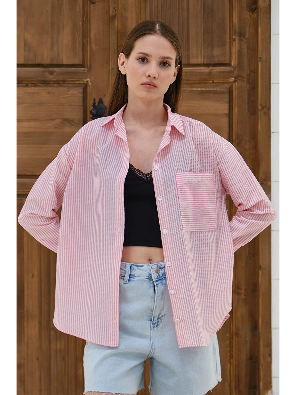 Pembe Kadın Çizgili Bürümcük Detaylı Oversize Gömlek-2