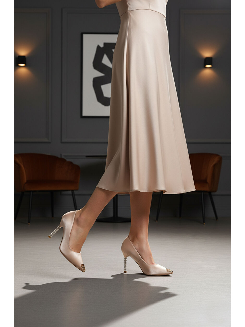 Bej Saten İnce Taşlı Topuklu Kadın Abiye Ayakkabı 357191 Z-2