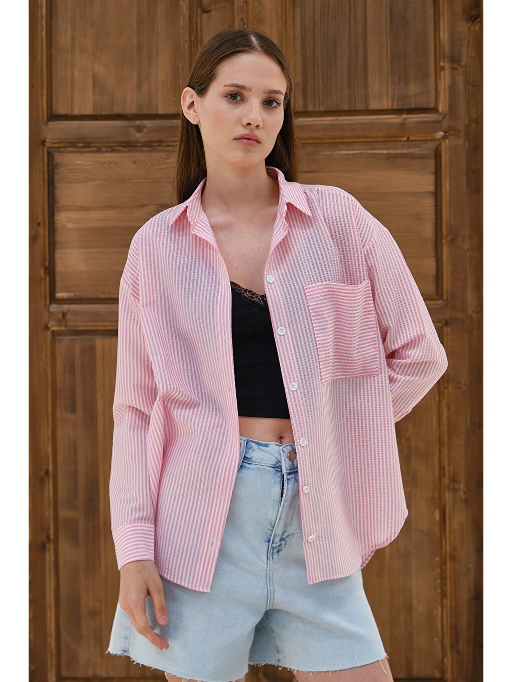 Pembe Kadın Çizgili Bürümcük Detaylı Oversize Gömlek-6