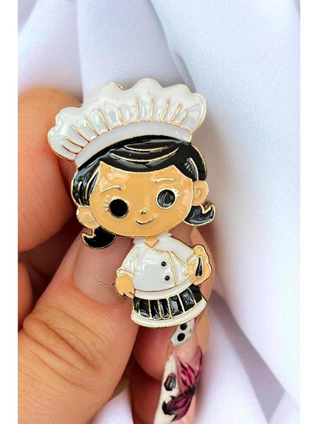 Sarı Kadın Şef Aşçı Broş Yaka İğnesi-2