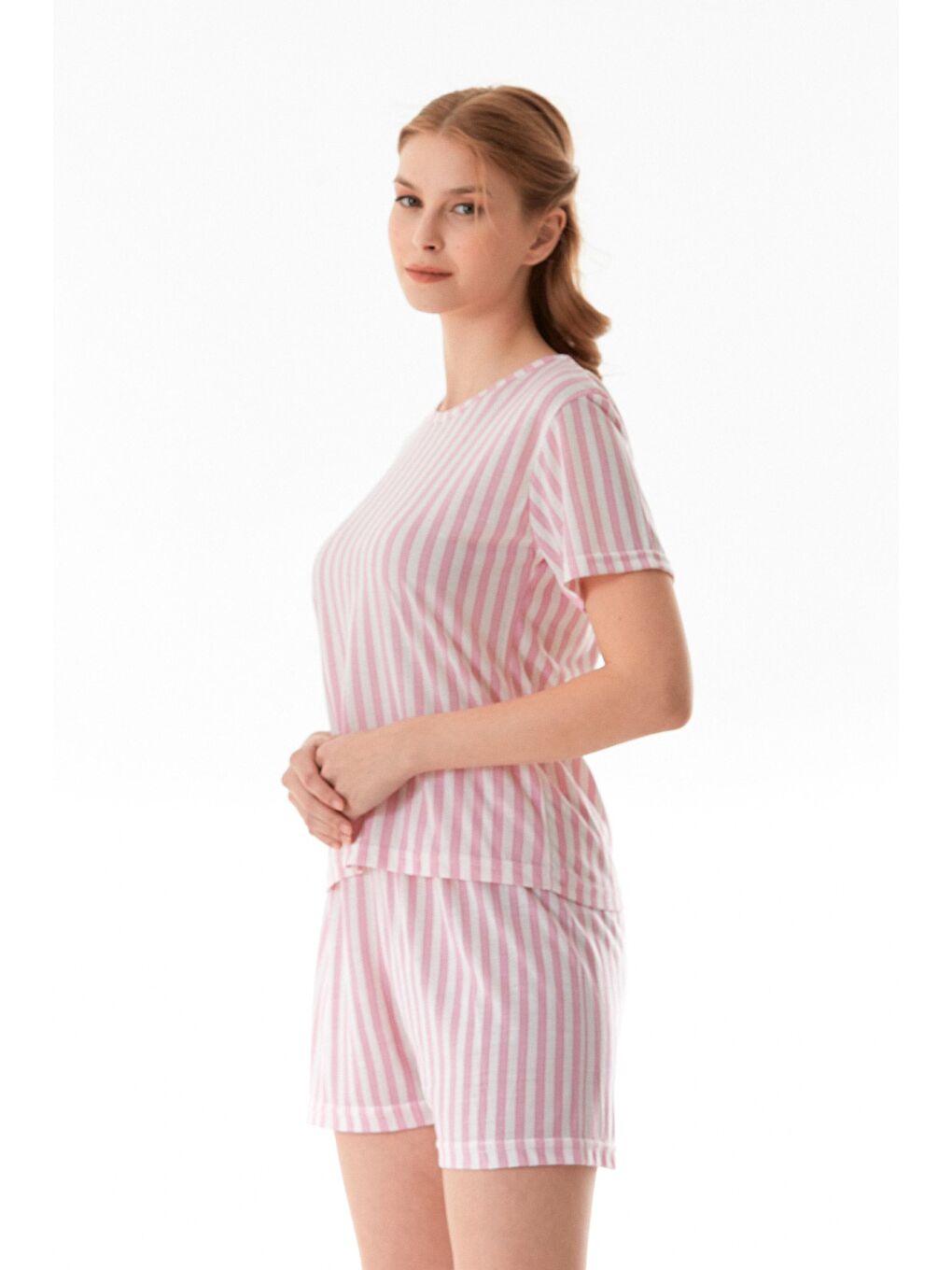 Pembe Ayıcık Desenli Bisiklet Yaka Şortlu Pijama Takımı-1