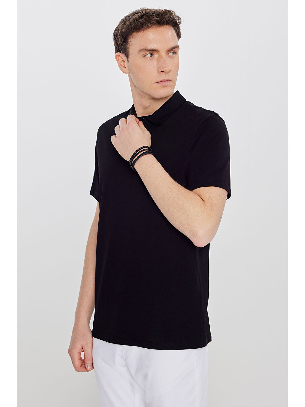 Erkek Siyah %100 Pamuk Standart Fit Normal Kesim Polo Yaka Tişört-2