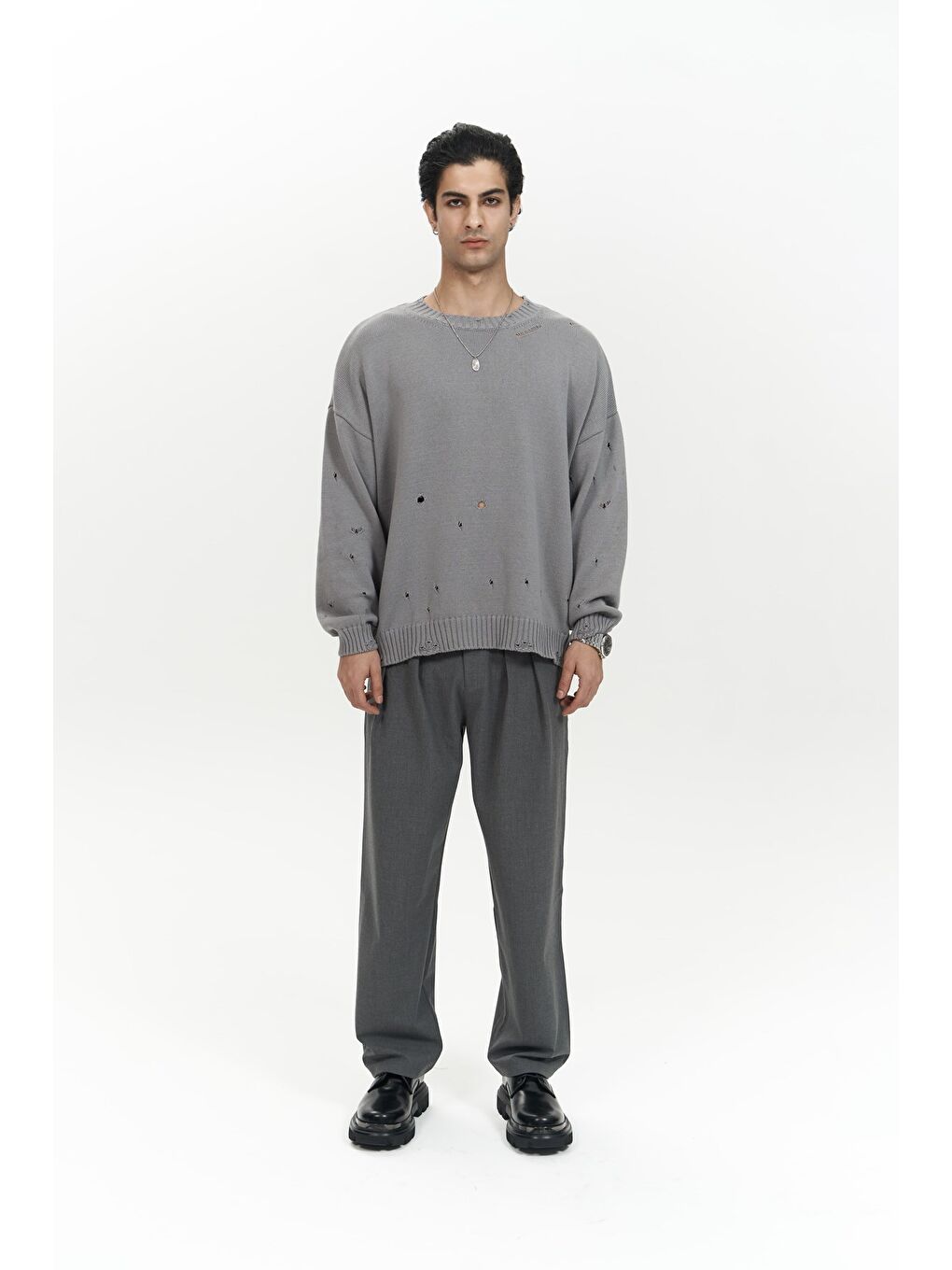 Gri Alec Fitilli Yırtık Detay Füme Erkek Triko Kazak-1