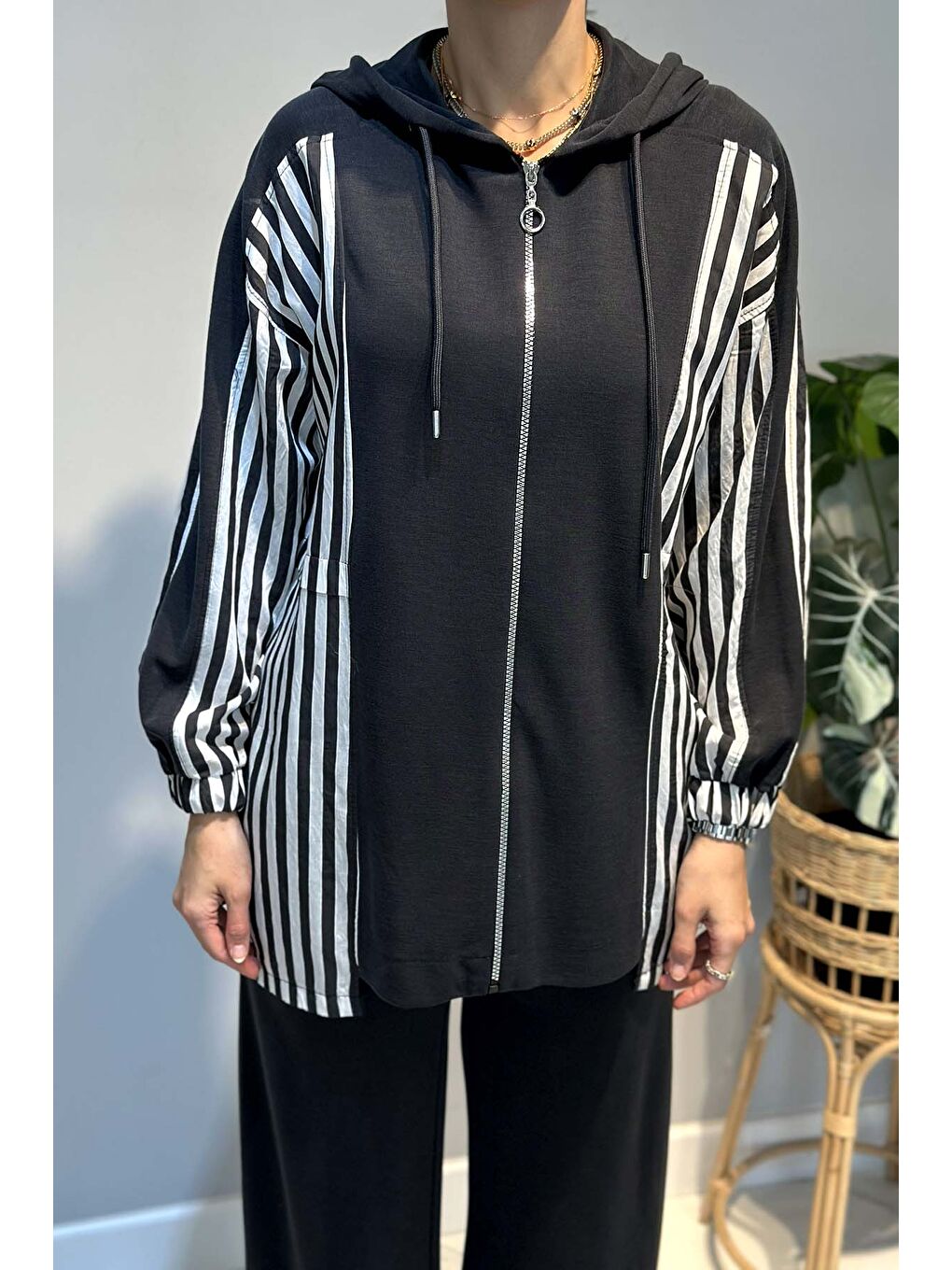 Şerit Detay Pantolonlu Takım 70081 Antrasit-3